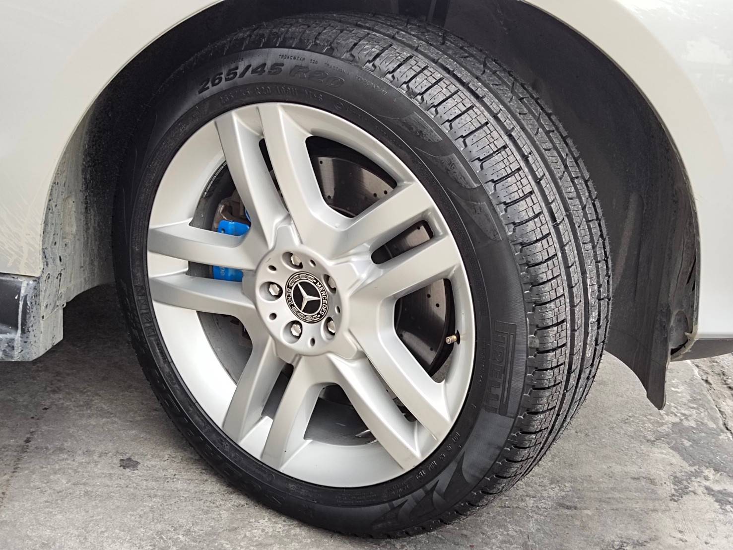 PIRELLI SCORPION VERDE A/S R-F 265/45R20 ยางใหม่ปี20 ราคาพิเศษ