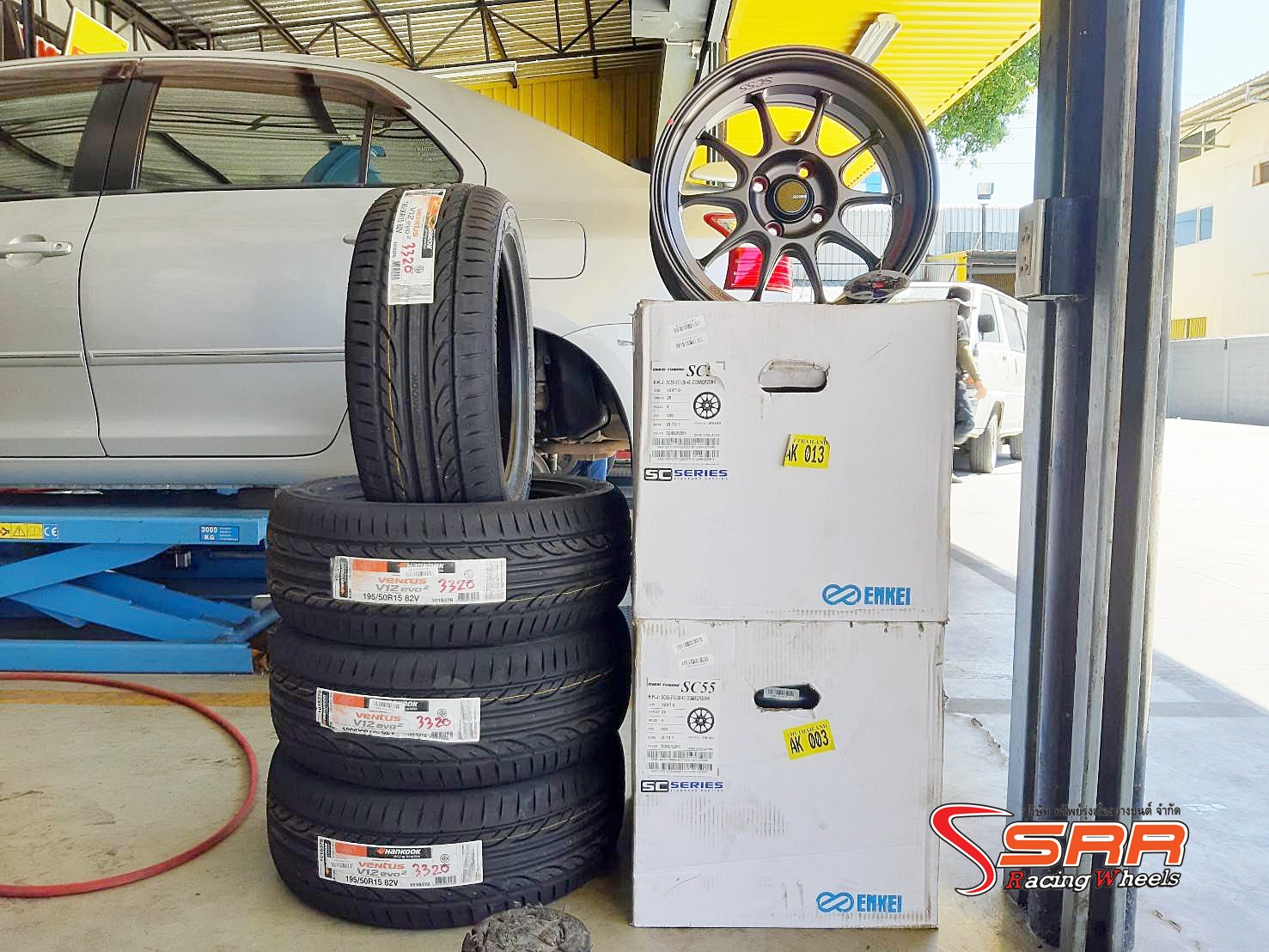 ENKEI TUNING SC55 ขอบ15 ET28 4x100 สีเทาตัวหนังสือแดง