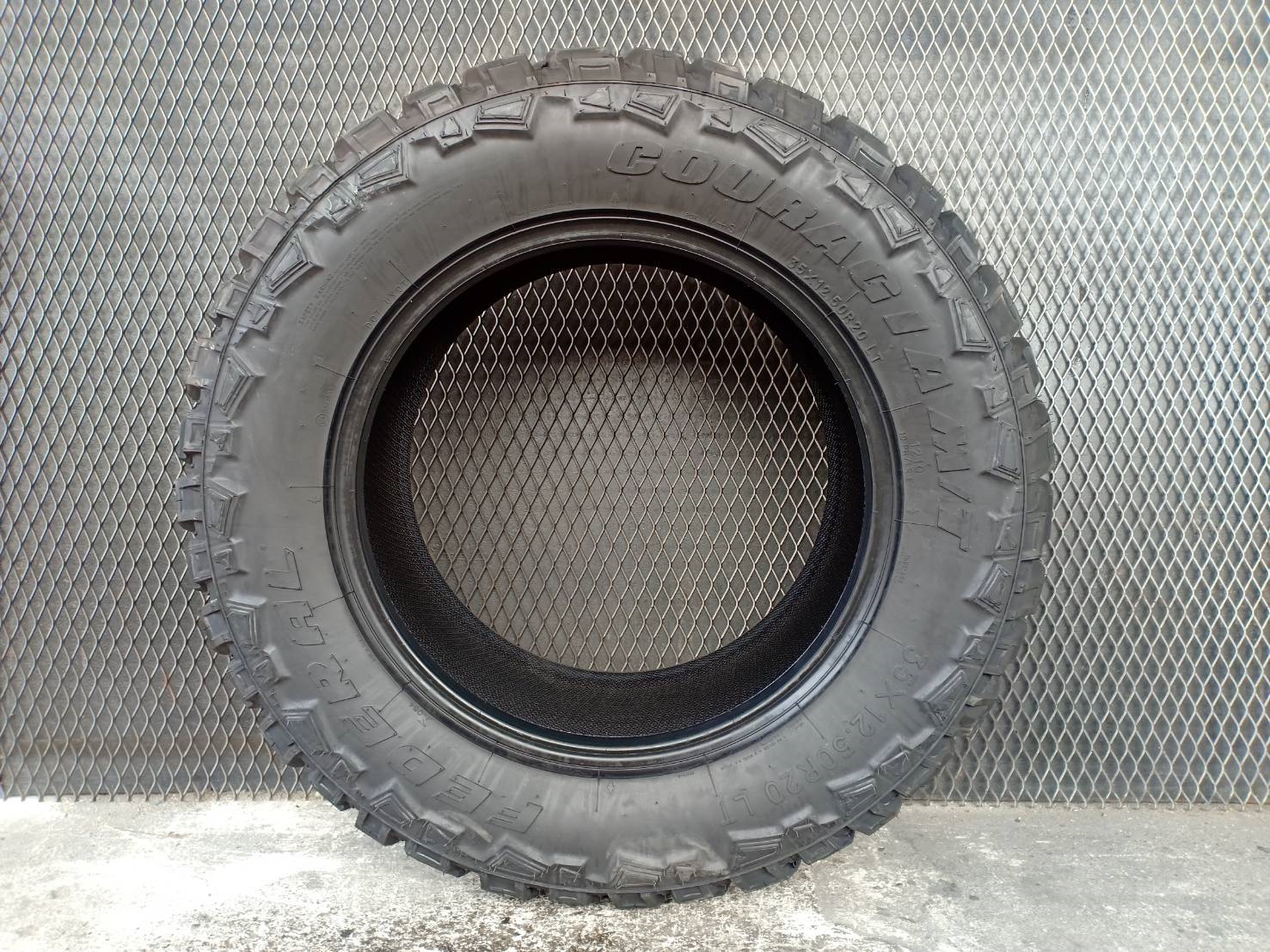 FEDERAL COURAGIA M/T 35x12.5R20 ยางมัด ปี19 เส้นละ 8,900 บาท