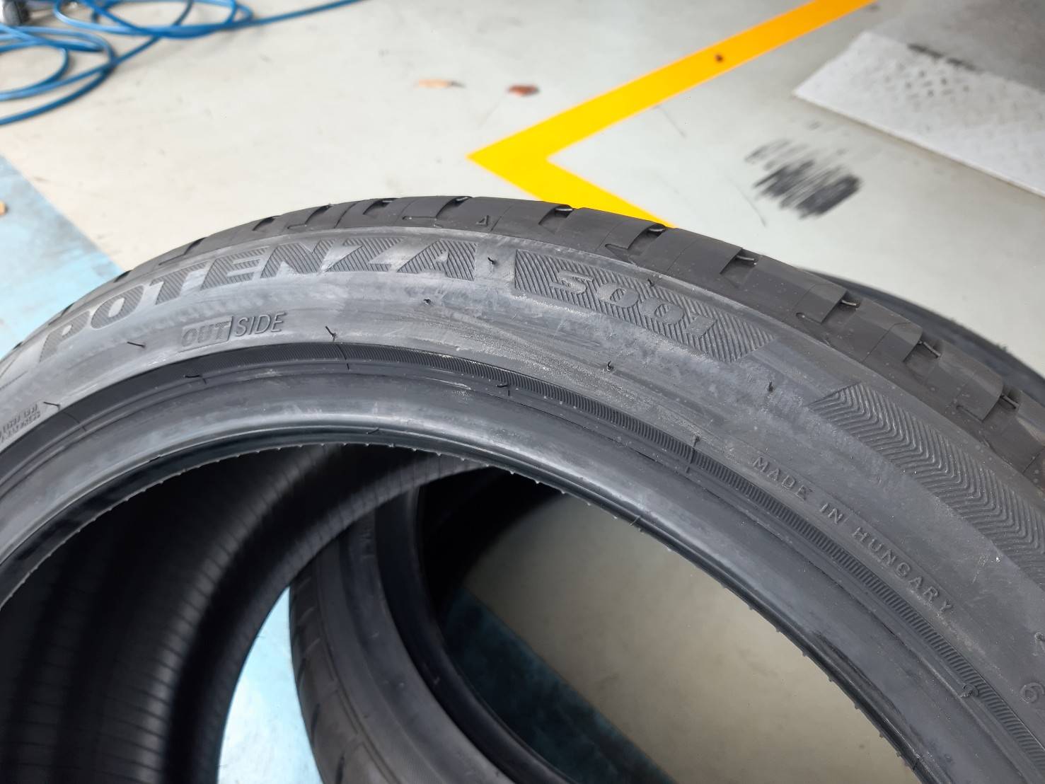 BRIDGESTONE POTENZA S001 265/35R18 ยางนำเข้า ปี19 ราคาพิเศษ