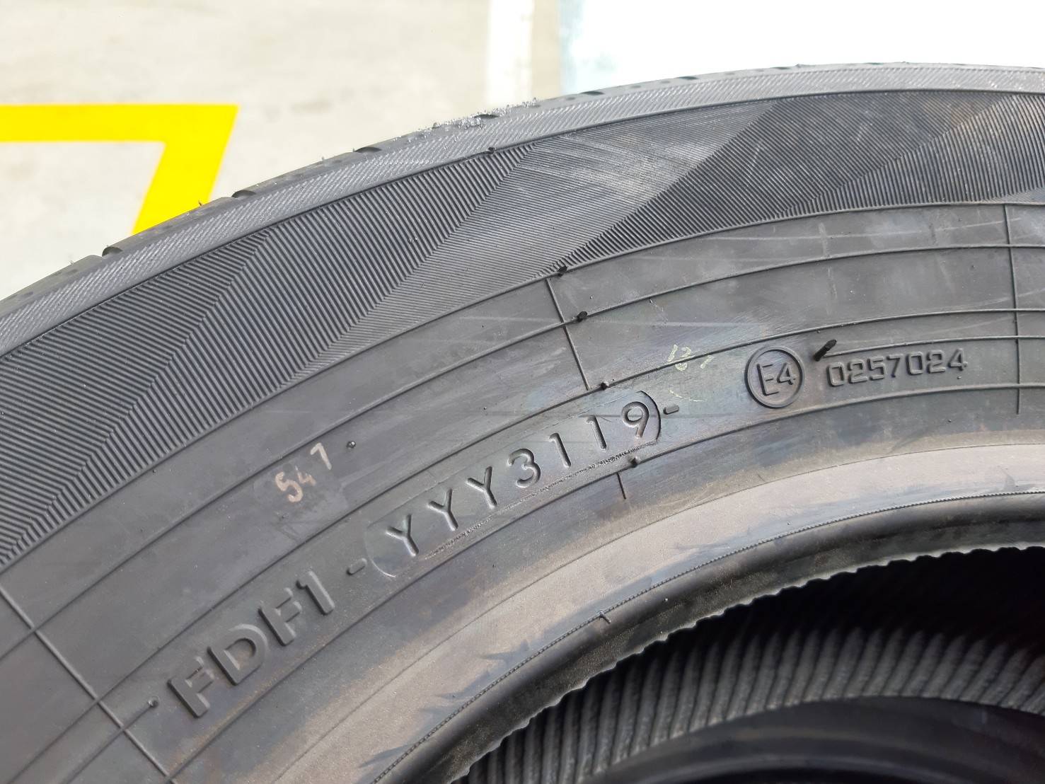 YOKOHAMA BluEarth-A AE50 215/60R16 ยางญี่ปุ่น ลดราคาพิเศษ