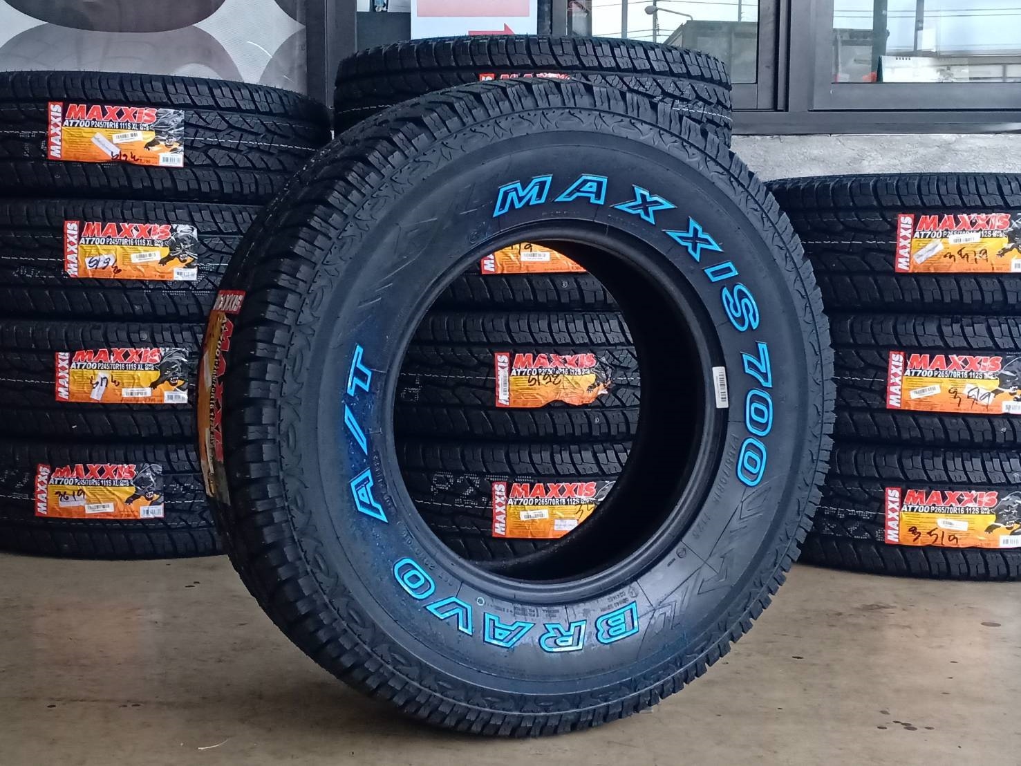 MAXXIS AT700 265/70R16 ยางใหม่ปี19 ราคาพิเศษ