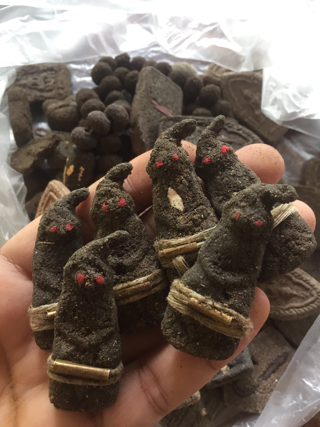 เครื่องรางชุดบูชาครูปี 45 อ.เปล่ง บุญยืน สุรินทร์