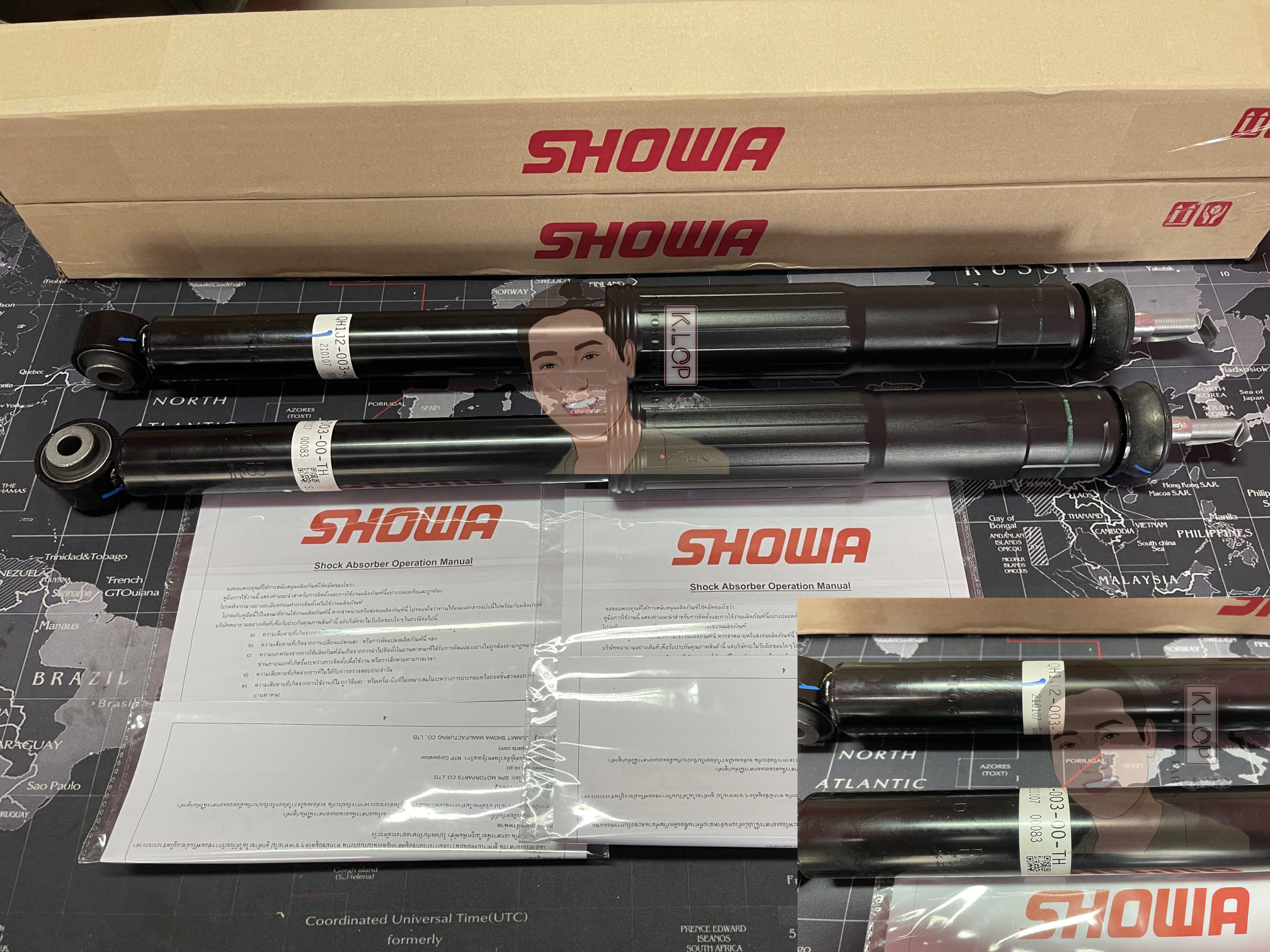 QH1J2-003-00-TH โช๊คอัพ(SHOWA)หลัง-ขวา,ซ้าย แท้ติดรถ HONDA CIVIC FB ปี2012 1.8/2.0cc เกียร์AT ***สินค้ามีใบรับประกัน 1 ปี (ราคาพิเศษต่อคู่)