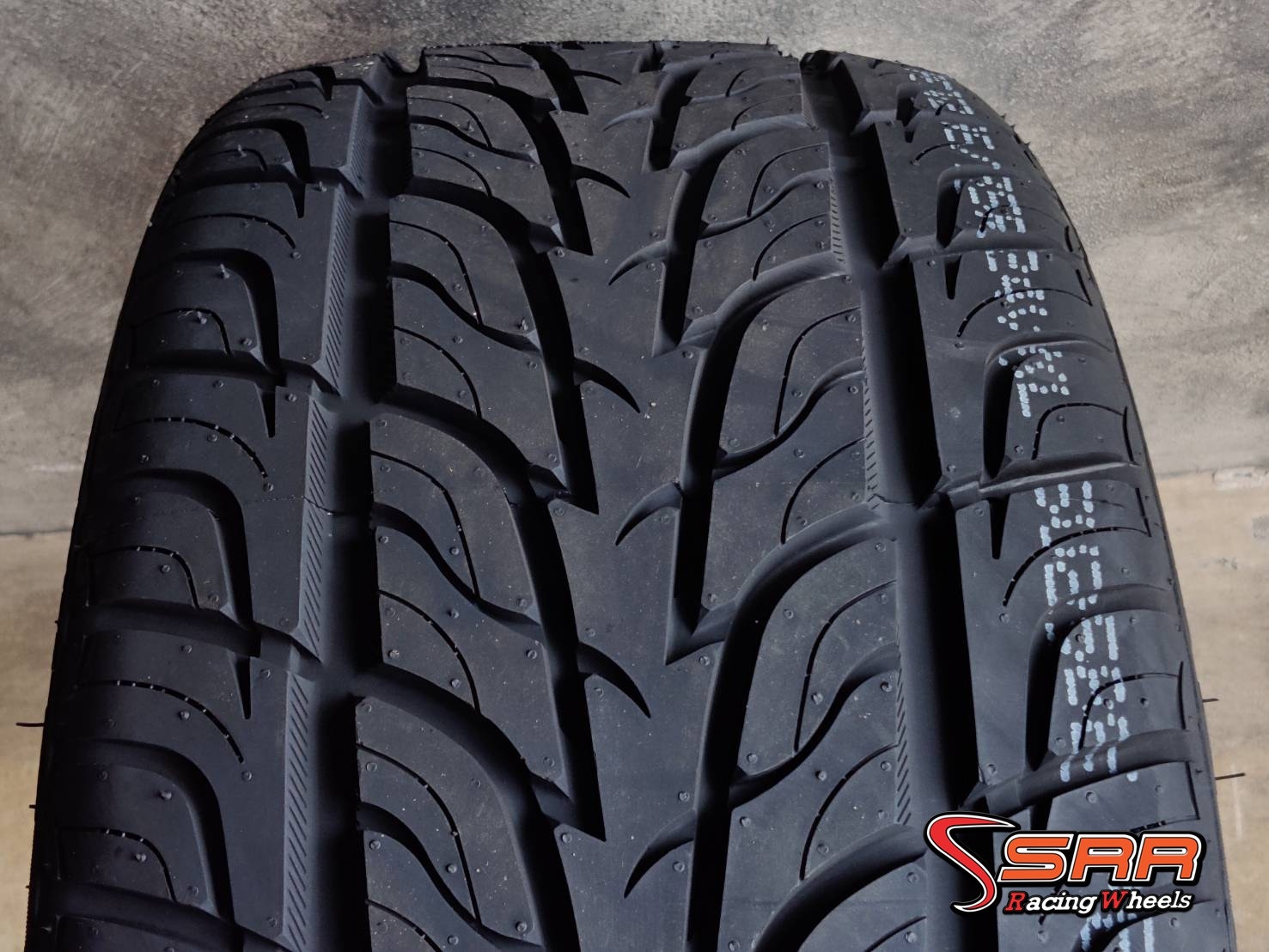 SAILUN ATREZZO SVR LX 295/35R24 ยางใหม่ปี2021 ราคาพิเศษ