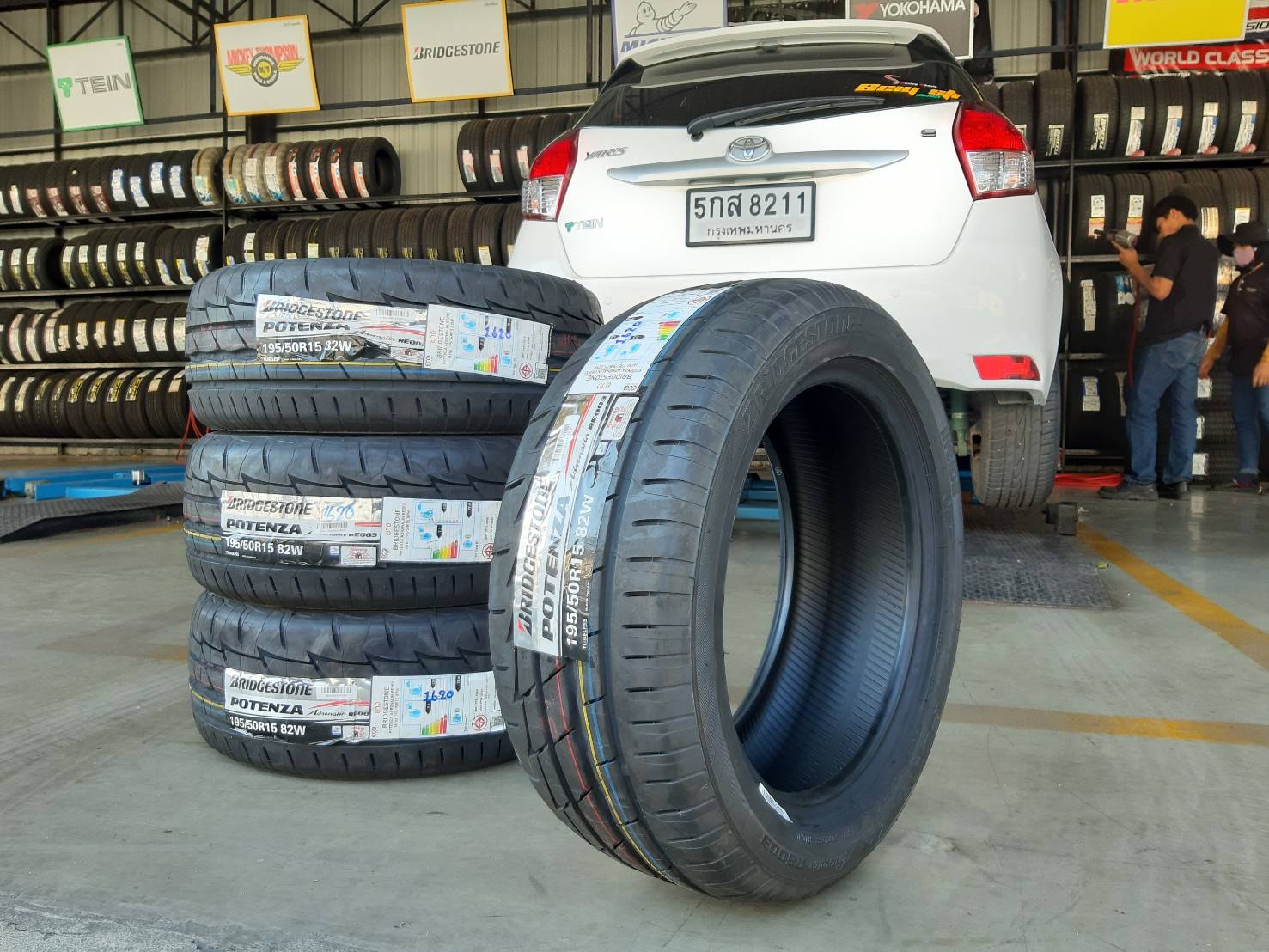 Bridgestone Potenza Adrenalin RE003 195/50R15 ยางใหม่ปี20 ราคาพิเศษ