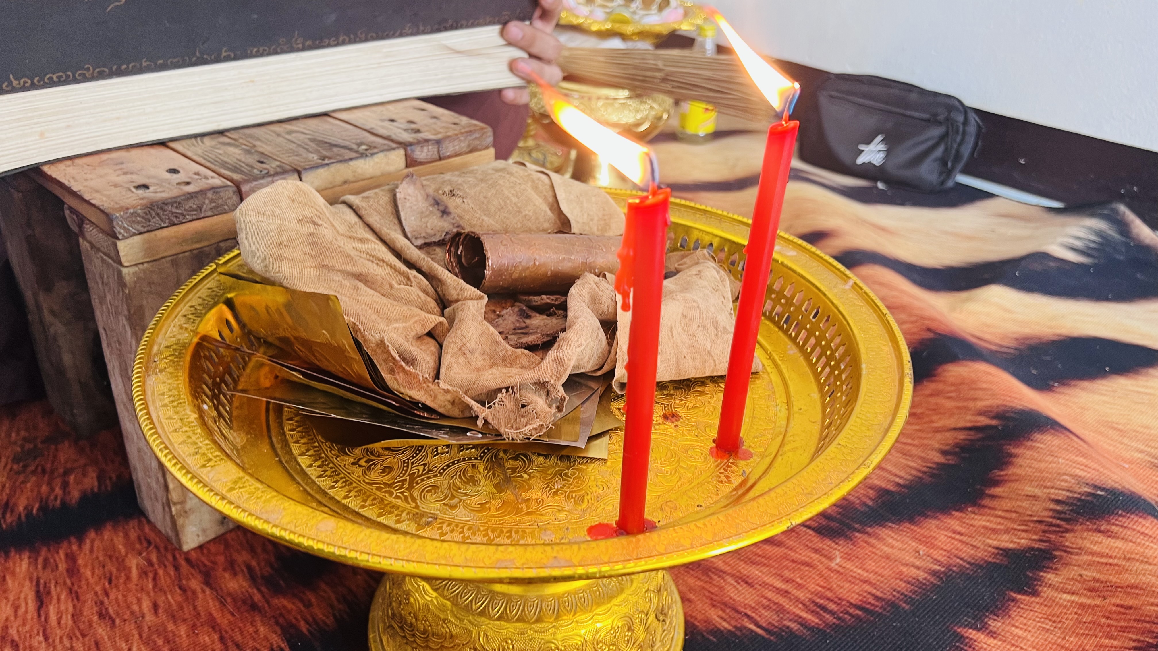 20/07/2566 มาเอามวลสารและจารแผ่นตะกรุดทำงั่งอยุธยา อาจารย์เวียง ขุนแผน