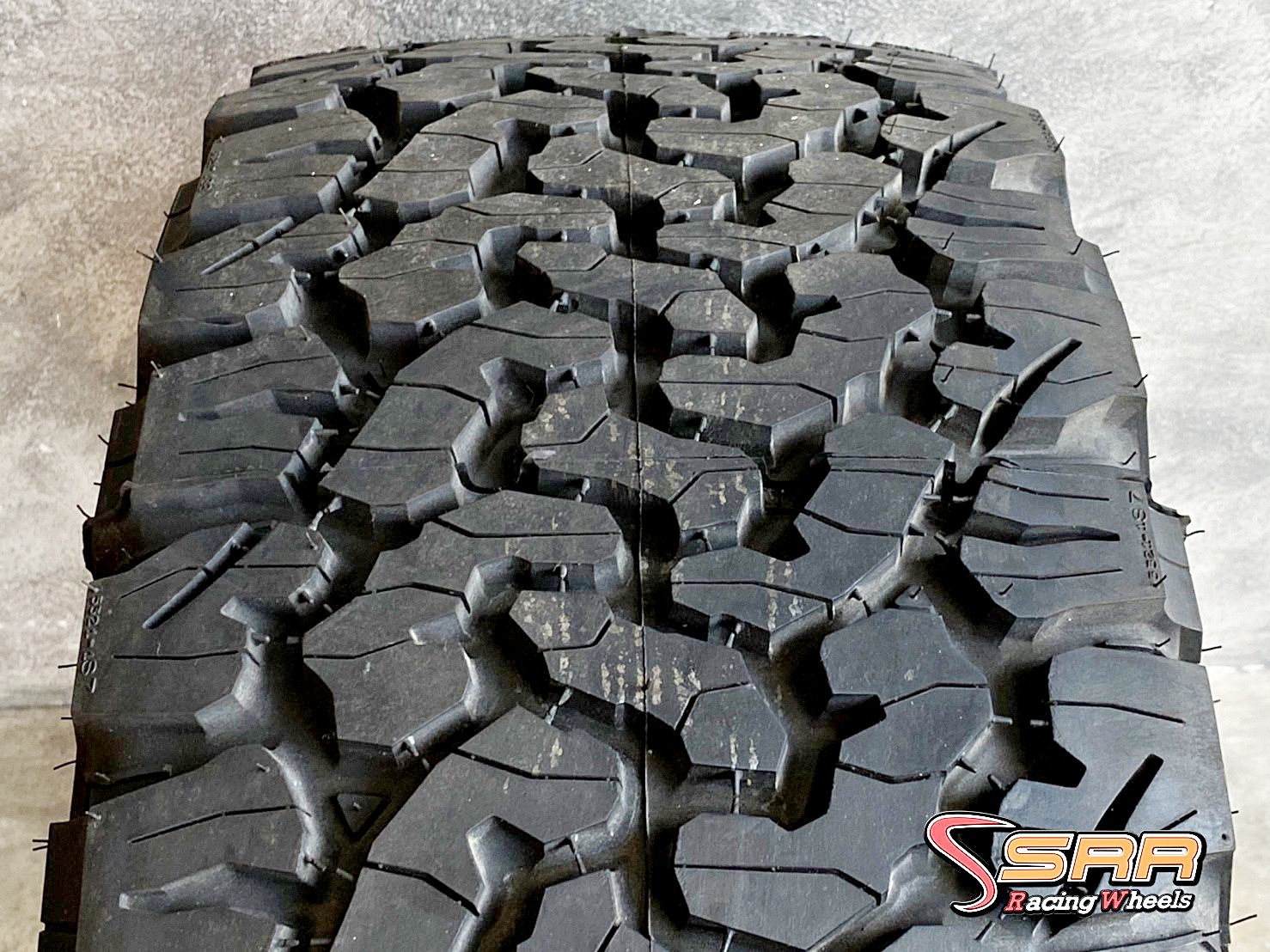 BFGoodrich KO2 285/60R18 ยางแบรนด์America ราคาพิเศษ