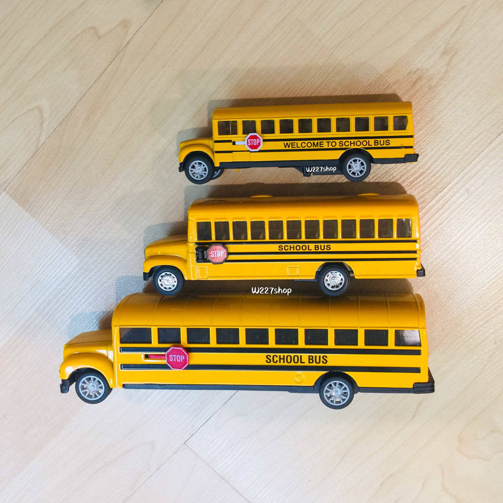 โมเดลรถเหล็ก รถโรงเรียน (ปลีก-ส่ง)