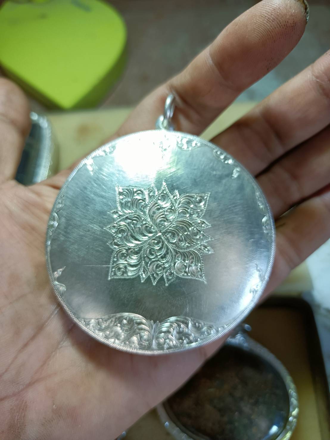 ปั้นเหน่ง