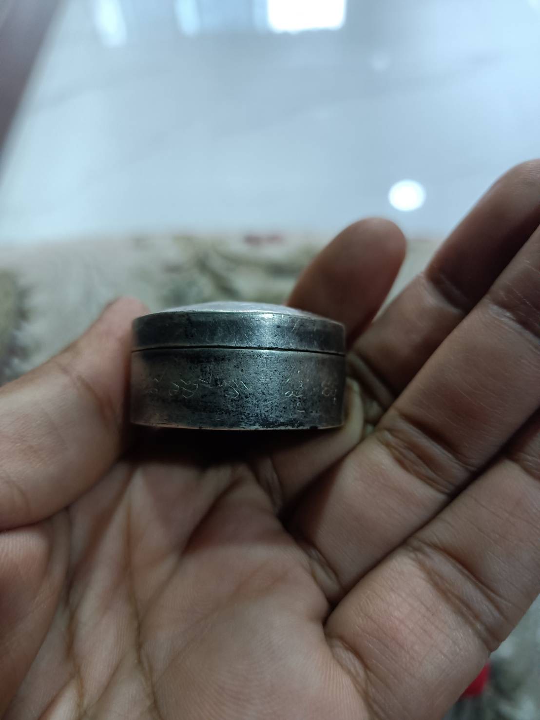 สีผึ้งรวมเกจิและฆราวาสที่มีชื่อเสียงในเขตประเทศไทยและเขมร