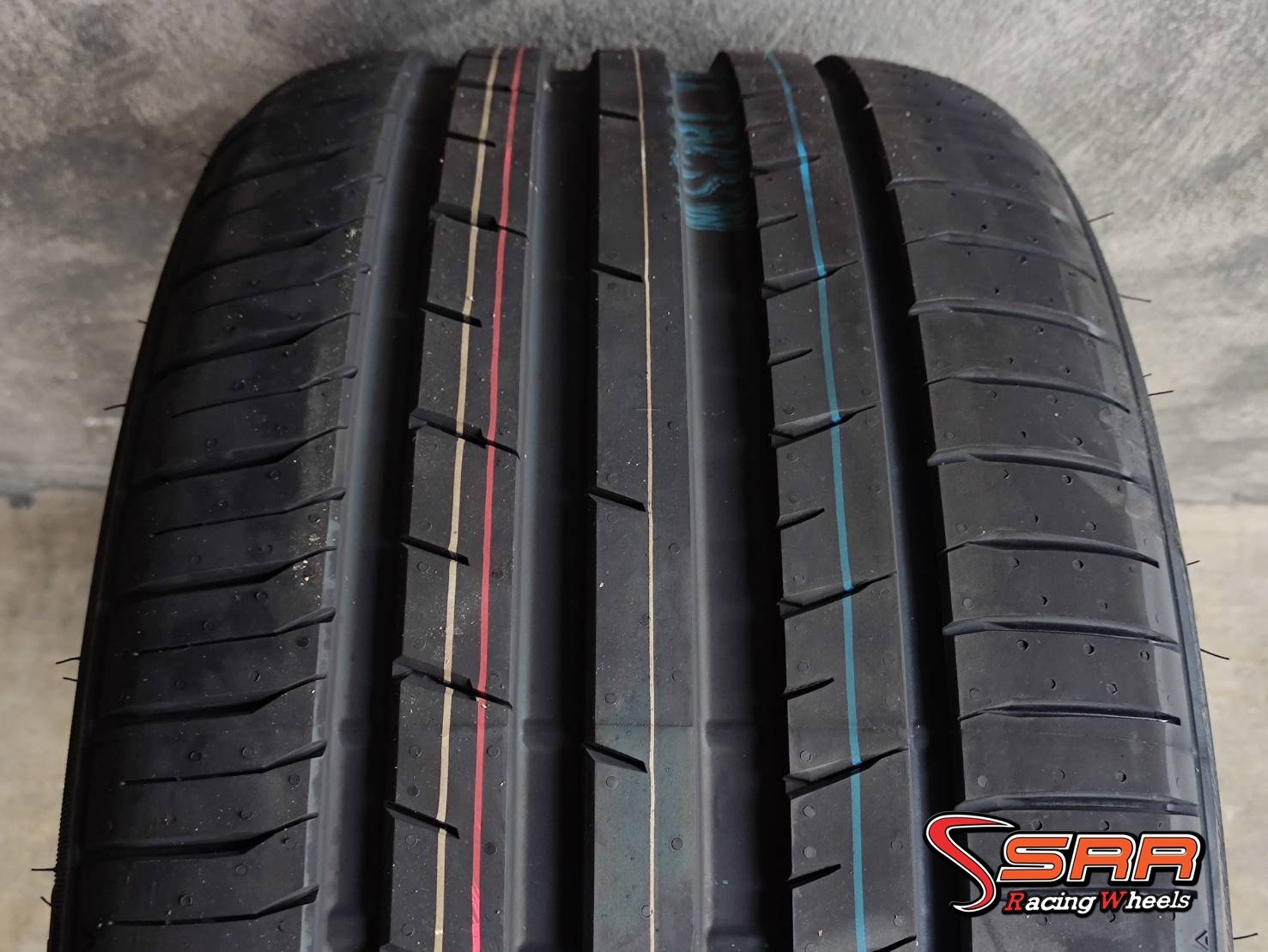 TOYO PROXES SPORT 255/35ZR19 ยางใหม่ปี20 ราคาพิเศษ