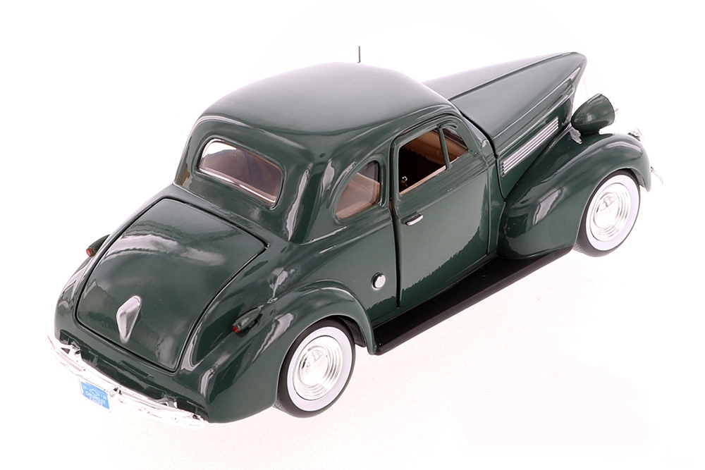 1939 Chevrolet Coupe 1:24 โมเดลรถเหล็ก (ปลีก-ส่ง)