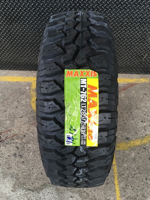 MAXXIS BIGHORN MT-762 285/75R16