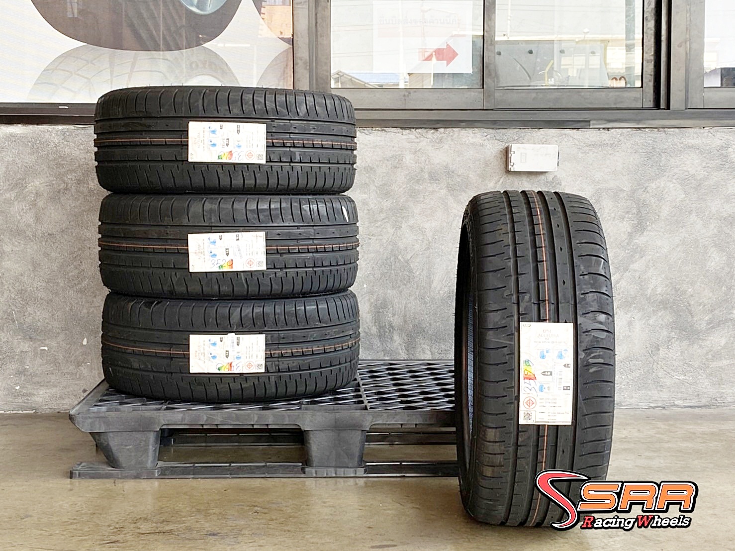 ACCELERA PHI 245/40ZR19 ยางเข้าใหม่ปี20 ราคาพิเศษ