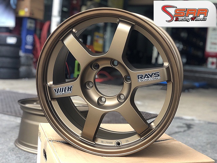 TE37 DS-035 ขอบ18 นิ้ว 6x139.7 ET33 สำหรับใส่รถตู้ TOYOTA COMMUTER