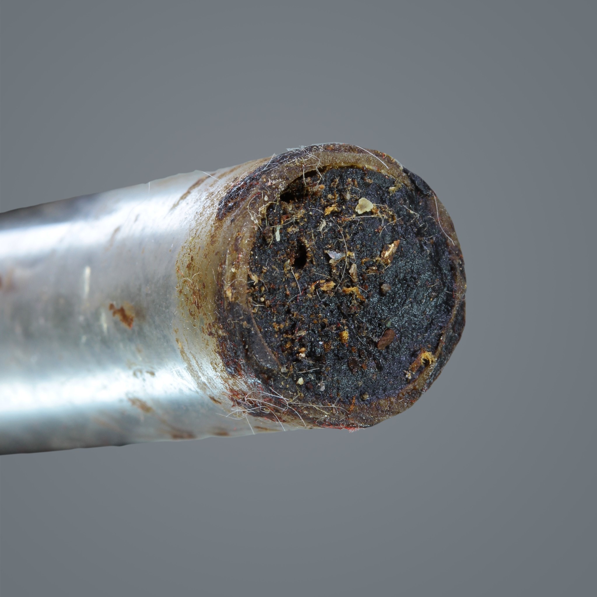 ตะกรุดตั้งตัวรุ่นสองดอกครู อาจารย์เขมร FL