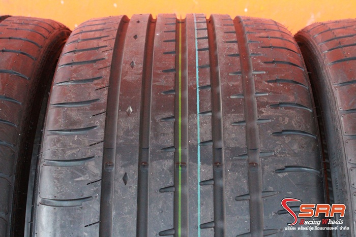 ACCELERA PHI-2 295/25R21