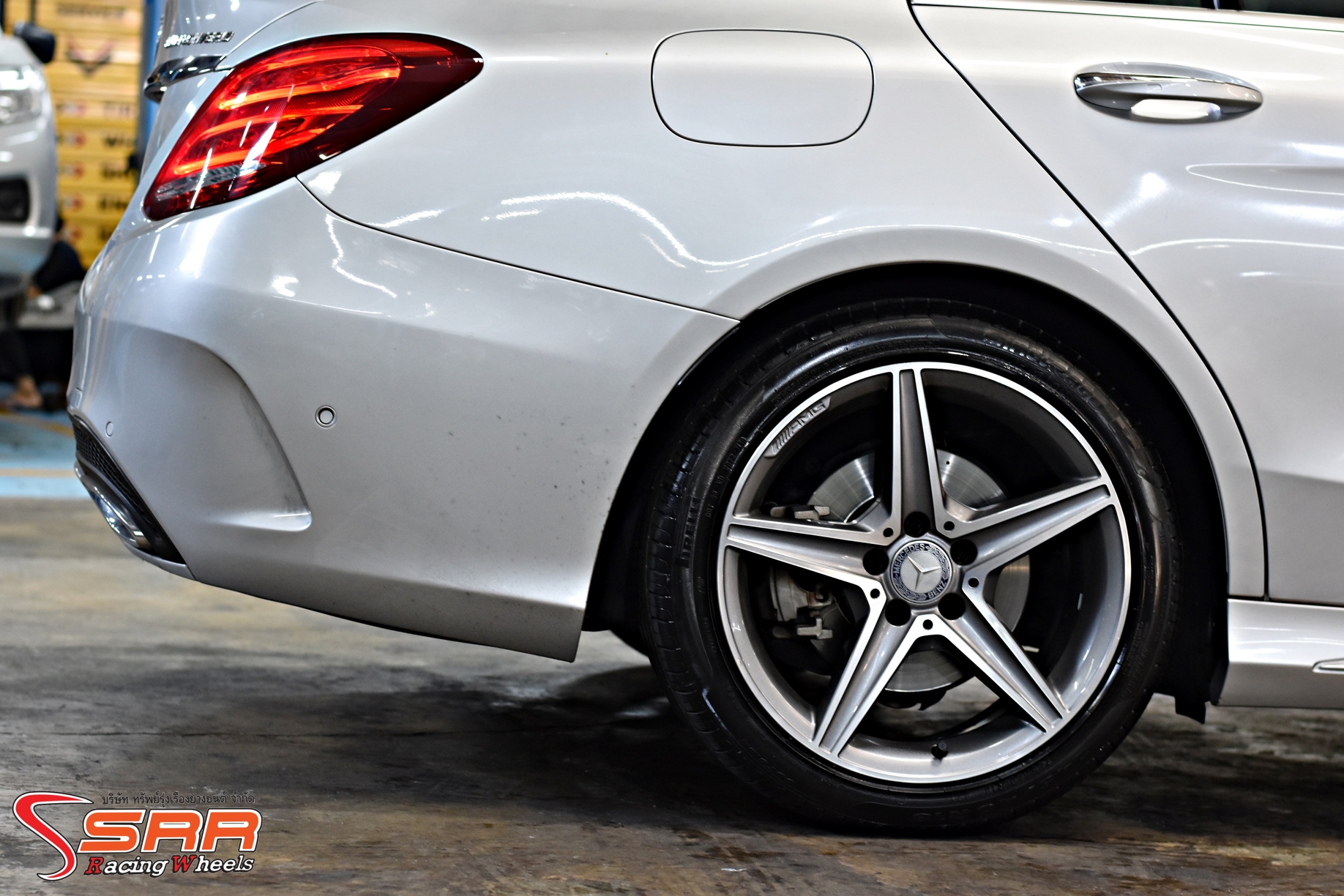 PIRELLI CINTURATO P7 R-F RUN FLAT 225/45R18 ยางรันแฟลต ราคาพิเศษ