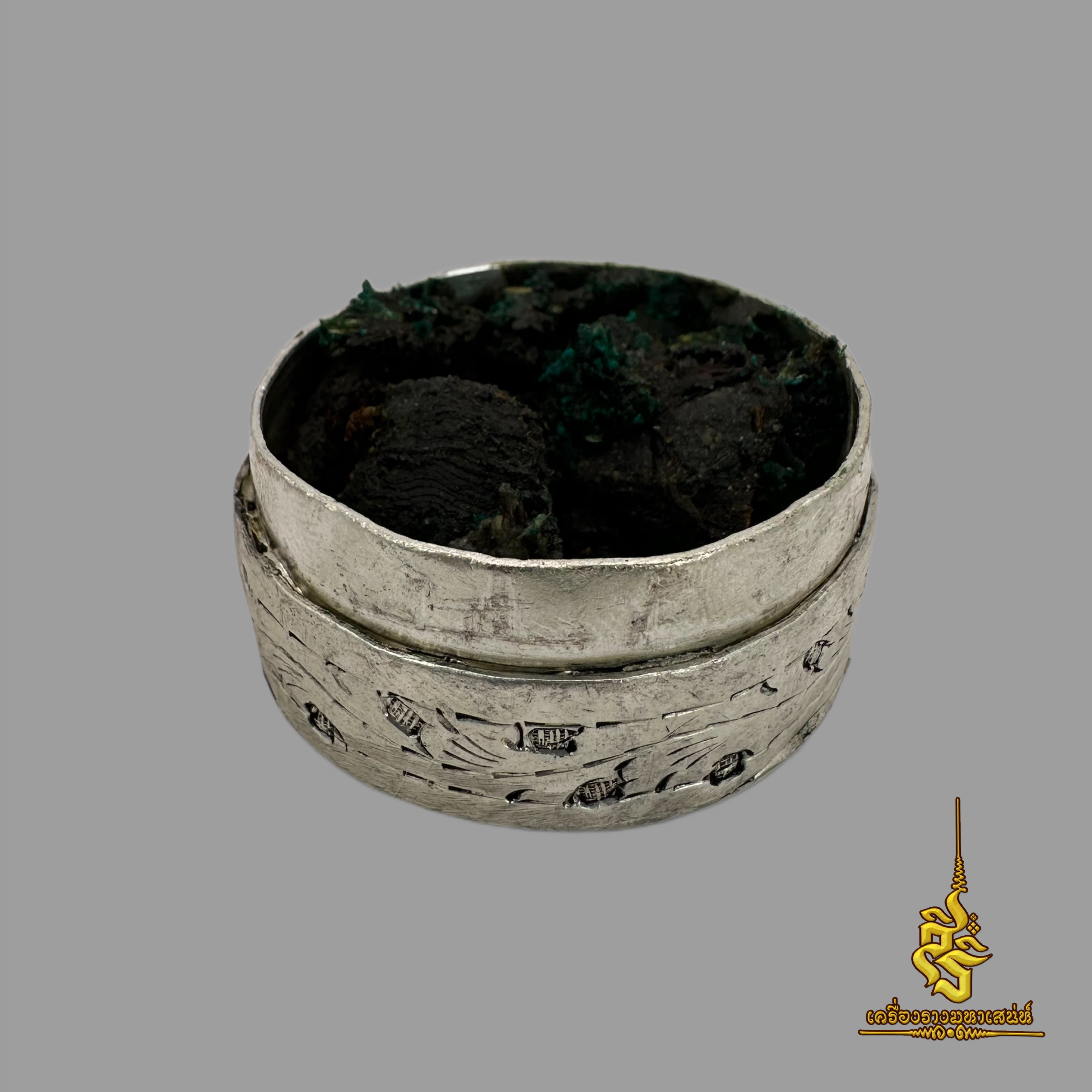 สีผึ้งผีตายท้องกลม 9 ศพ อาจารย์เสือ สำนักคนเลี้ยงผี