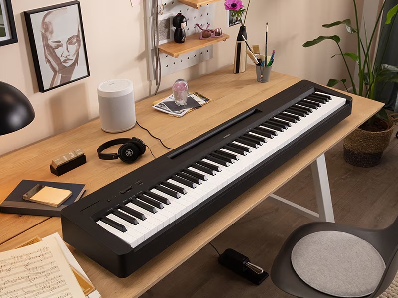 Yamaha Piano เปียโนไฟฟ้า P-145 BT Digital Piano