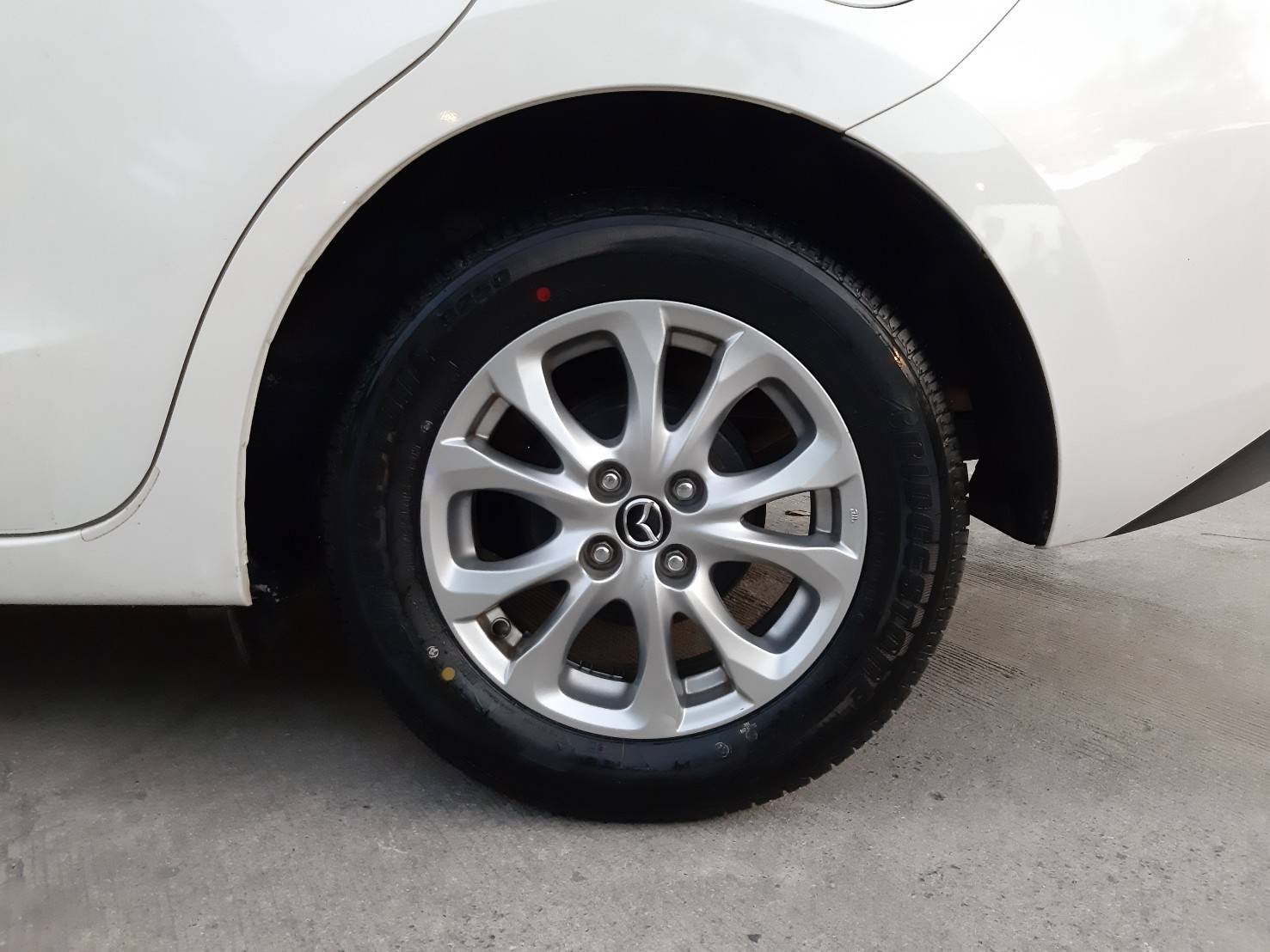 BRIDGESTONE B250 185/65R15 ยางใหม่ ราคาพิเศษ