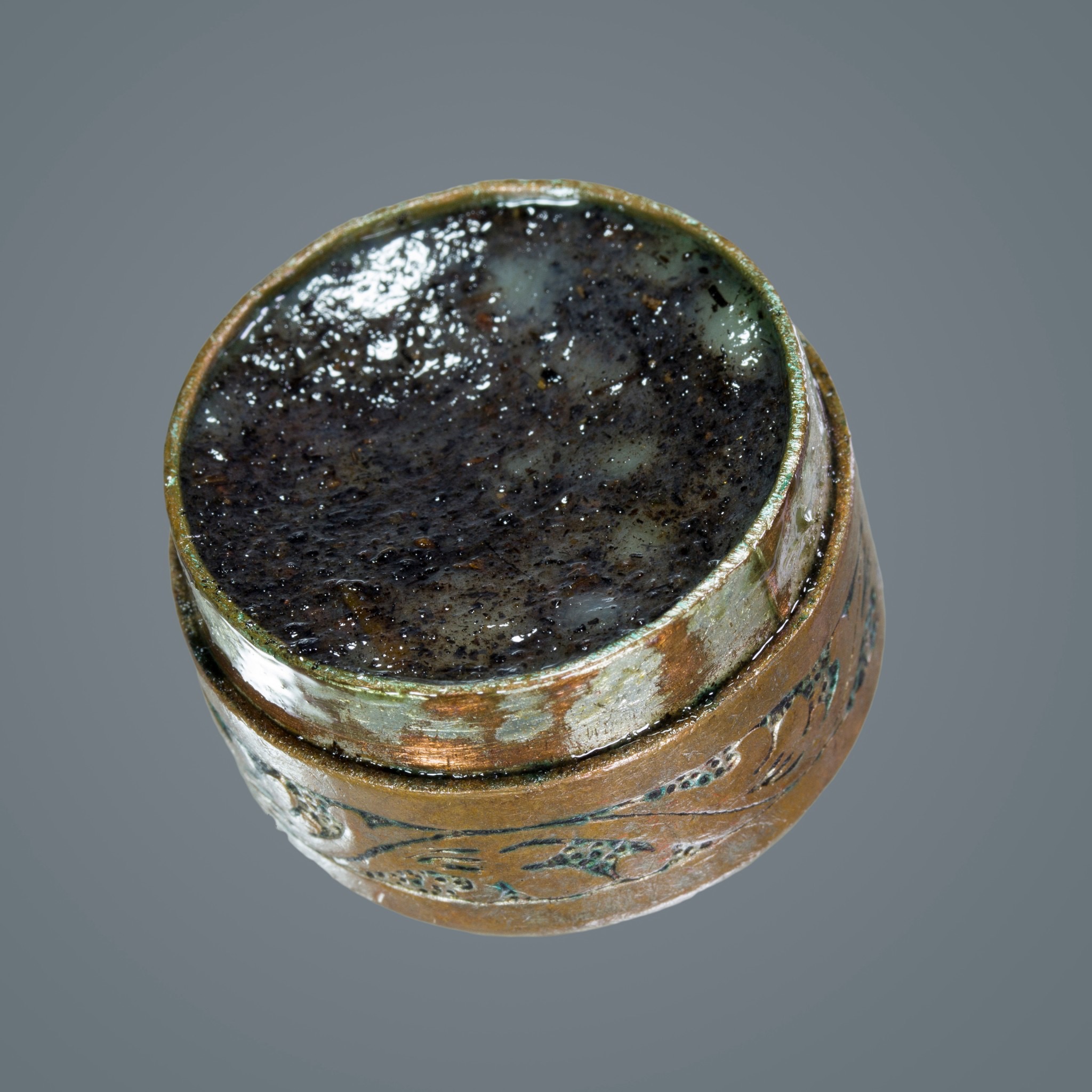 สีผึ้งลงเสน่ห์ อาจารย์เขมร