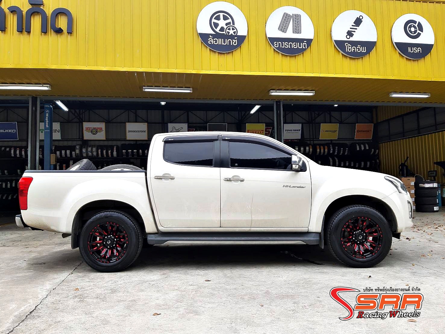 OASIS MARVEL 26S ขอบ18 6H139.7 ET15 สีดำคลิบแดง ราคาพิเศษ