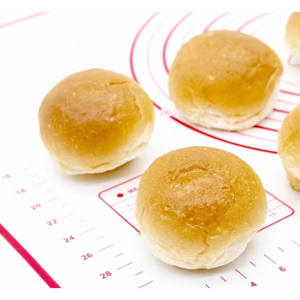 Silicone Baking Mat แผ่นรองอบซิลิโคน+ ไฟเบอร์กลาสใช้รองอบและนวดแป้งขนมปัง ขนาด 40*60 cm
