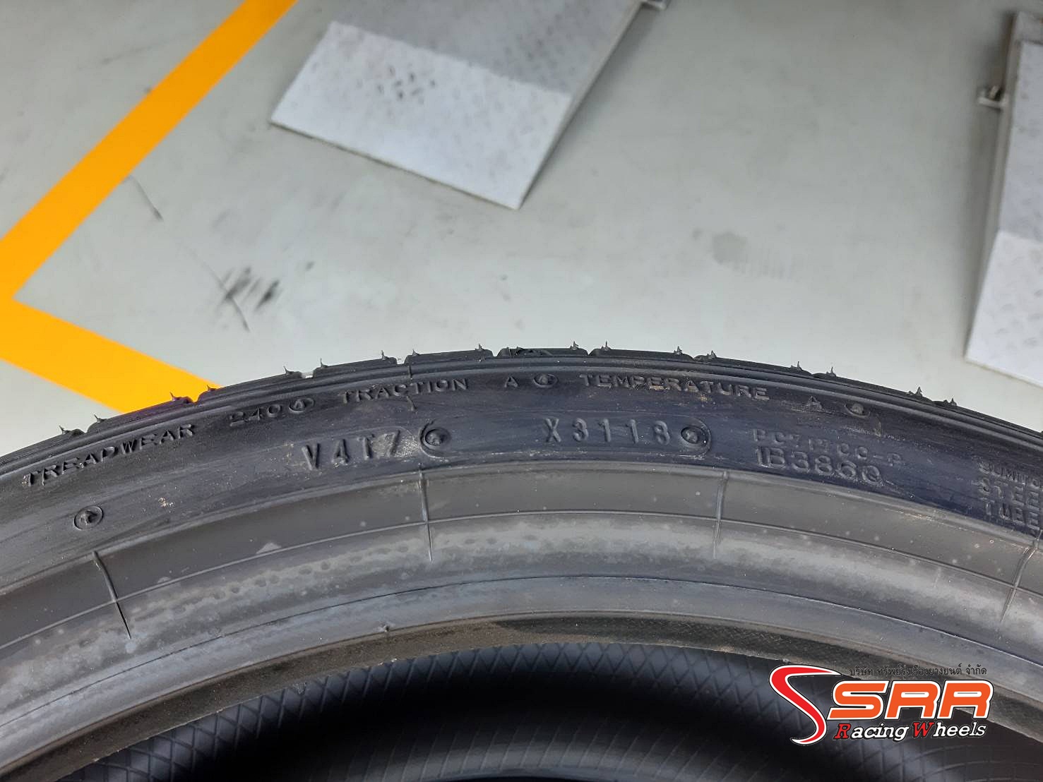 DUNLOP SP SPORT MAXX 050+ 225/40ZR18 ยางญี่ปุ่น ราคาพิเศษ