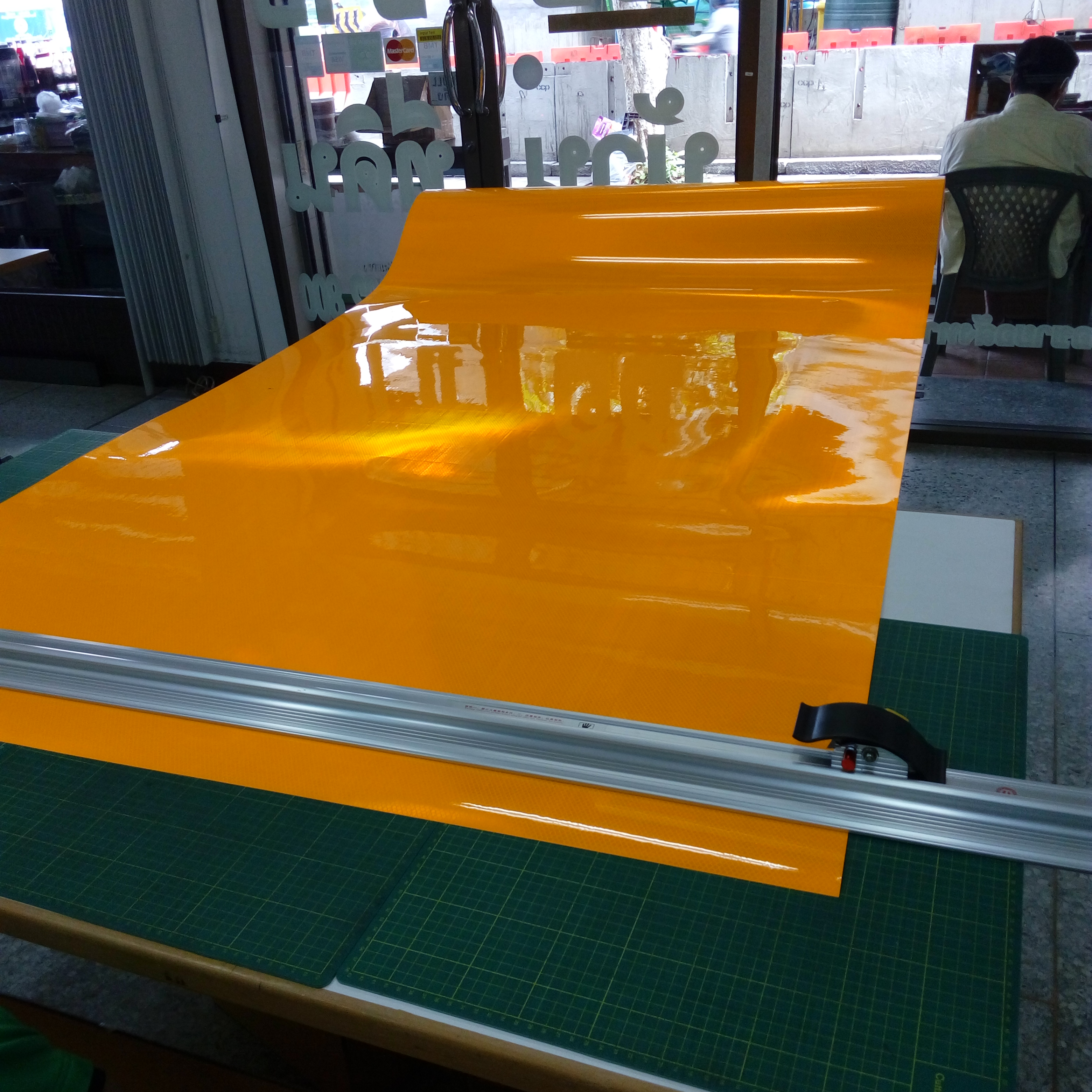สติ๊กเกอร์สะท้อนแสง ไดมอน 3M แท้ 36 นิ้ว X 45.72 เมตร DIAMOND GRADE งานจราจร