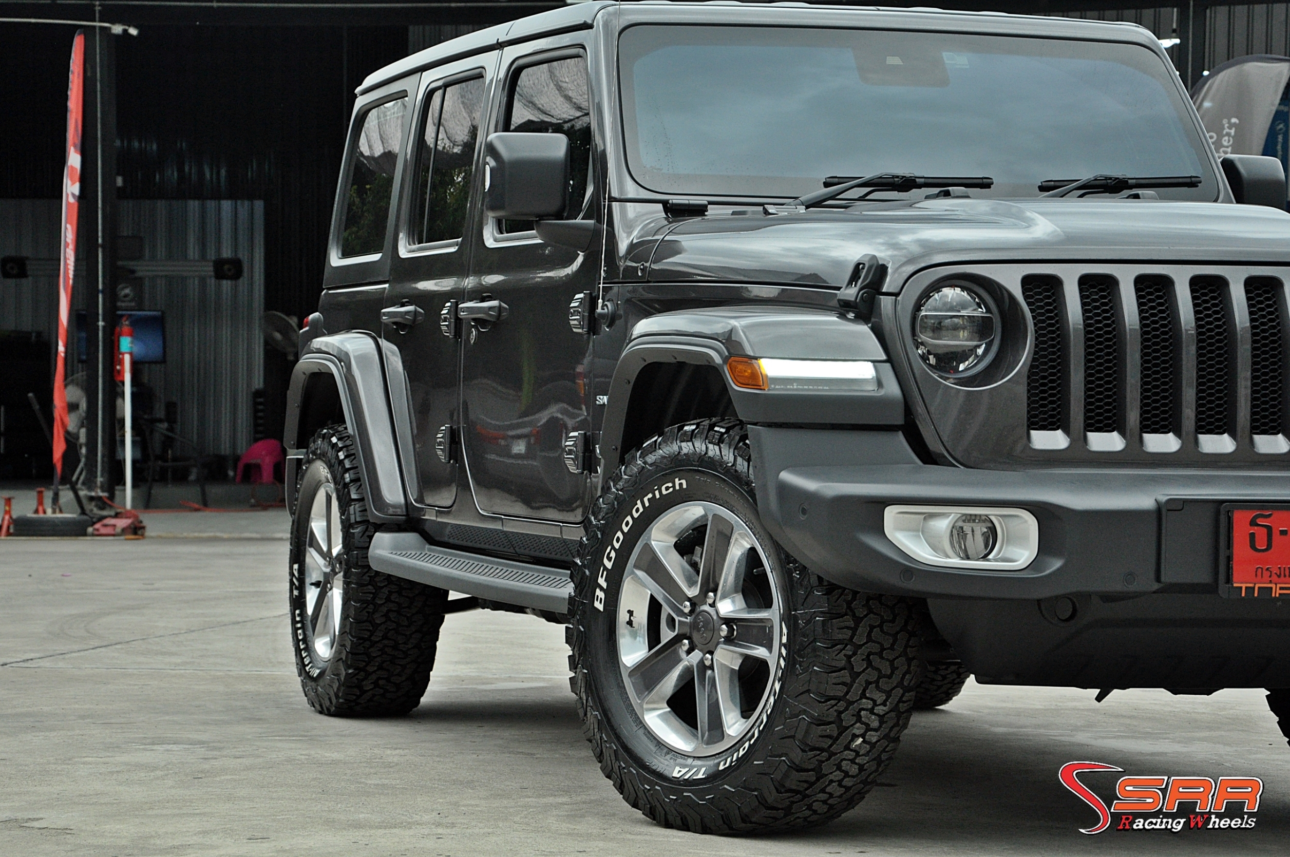 BFGoodrich All-Terrain T/A KO2 285/65R18 ติดตั้ง JEEP WRANGLER SAHARA