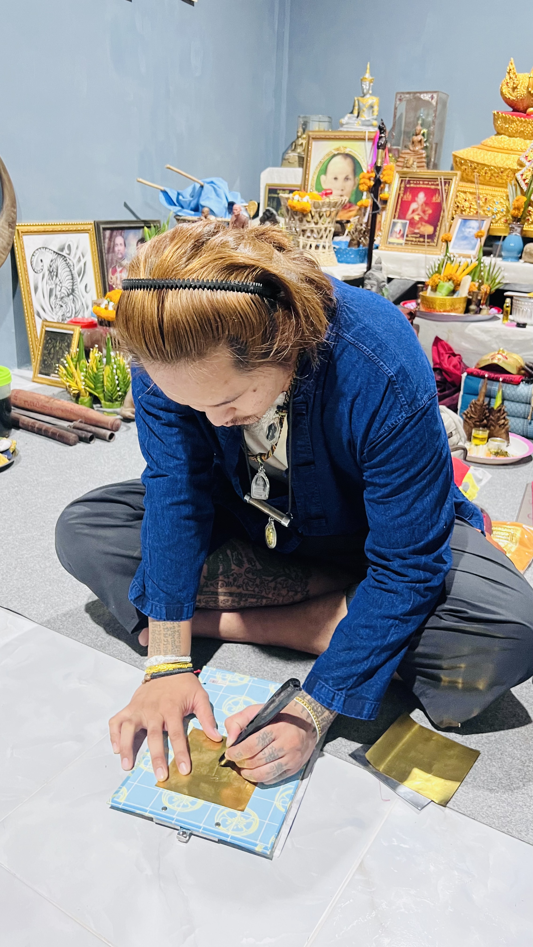 28/07/66 จารแผ่นตะกรุดสำหรับทำงั่ง อาจารย์ปอนด์ สมิงพราย ✔️