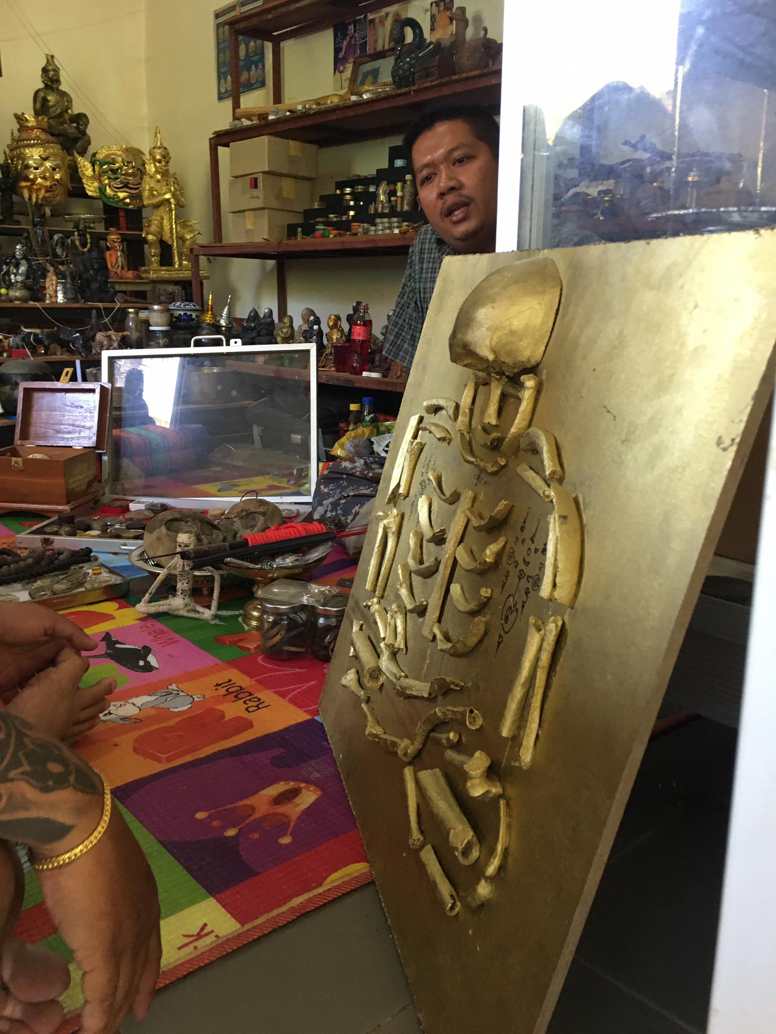 กรอบรูปวิญญาณผีตายท้องกลม อ.เสือหมอผี F