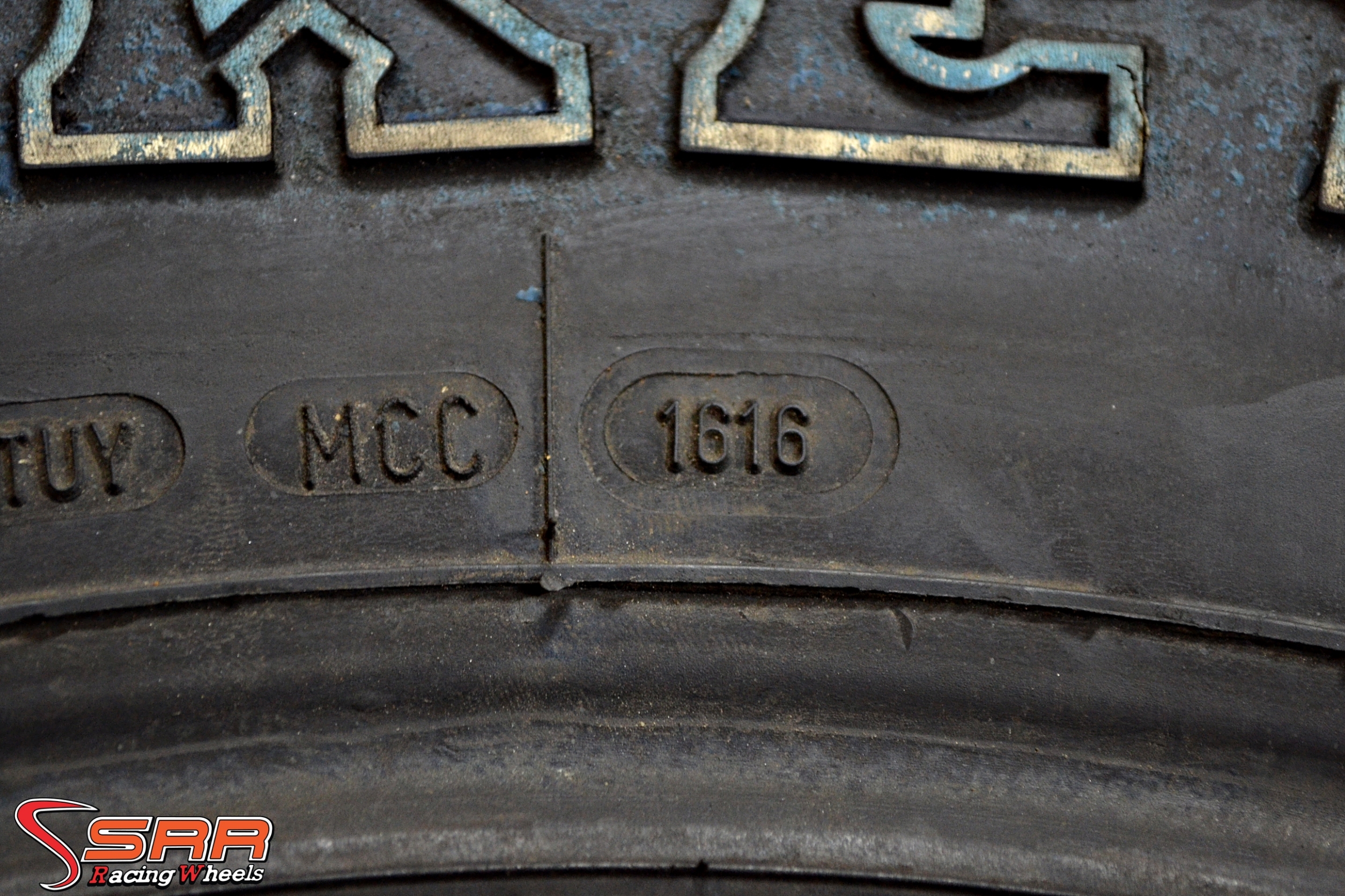 MICKEY THOMPSON BAJA STZ 245/75R16 ลดราคาพิเศษ เส้นละ 2,500 บาท