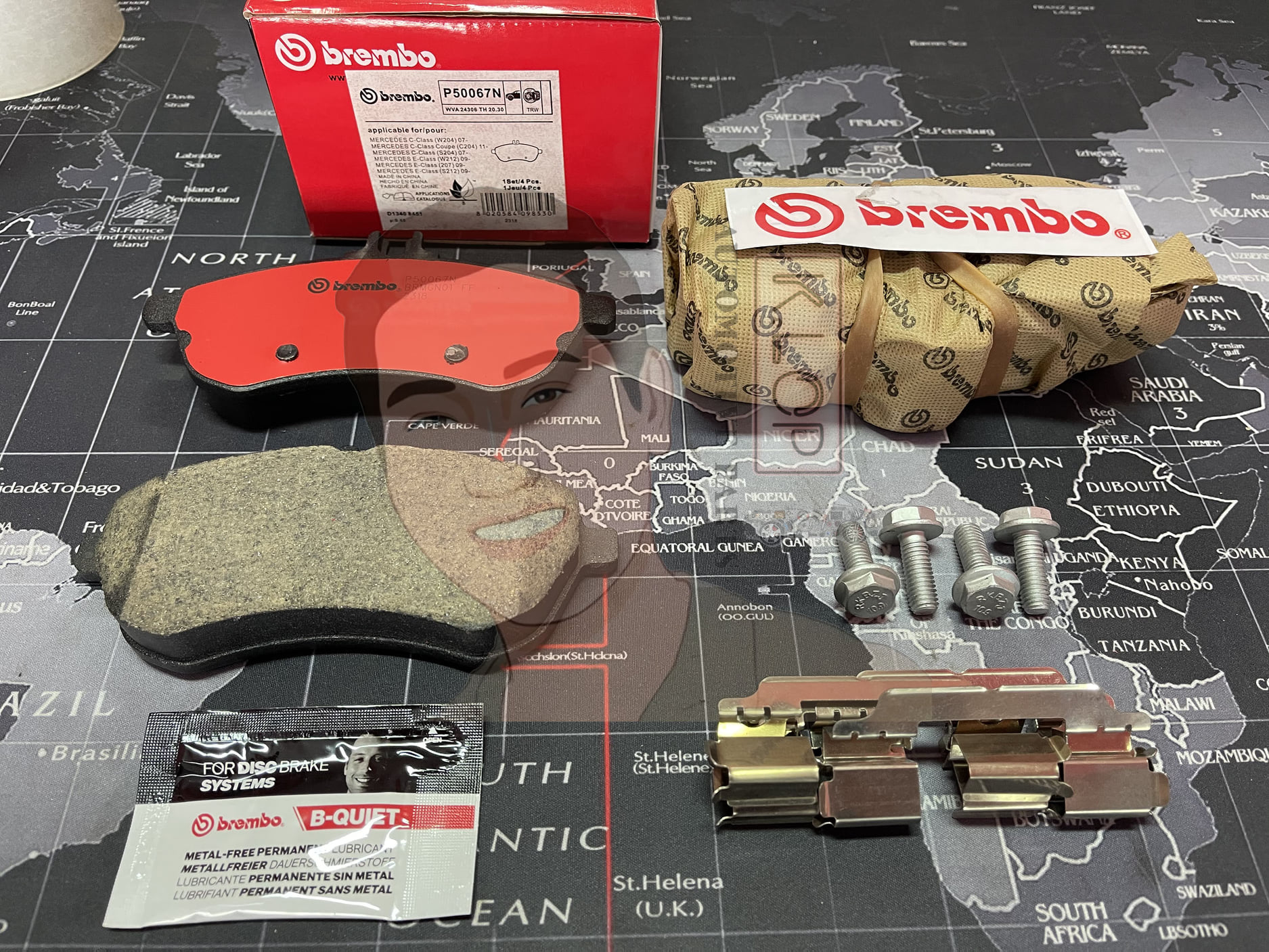 PN50067N ผ้าเบรก-หน้ารุ่น-เซรามิก(BREMBO) BENZ W204 C180,C200,C250,C300 ปี07-