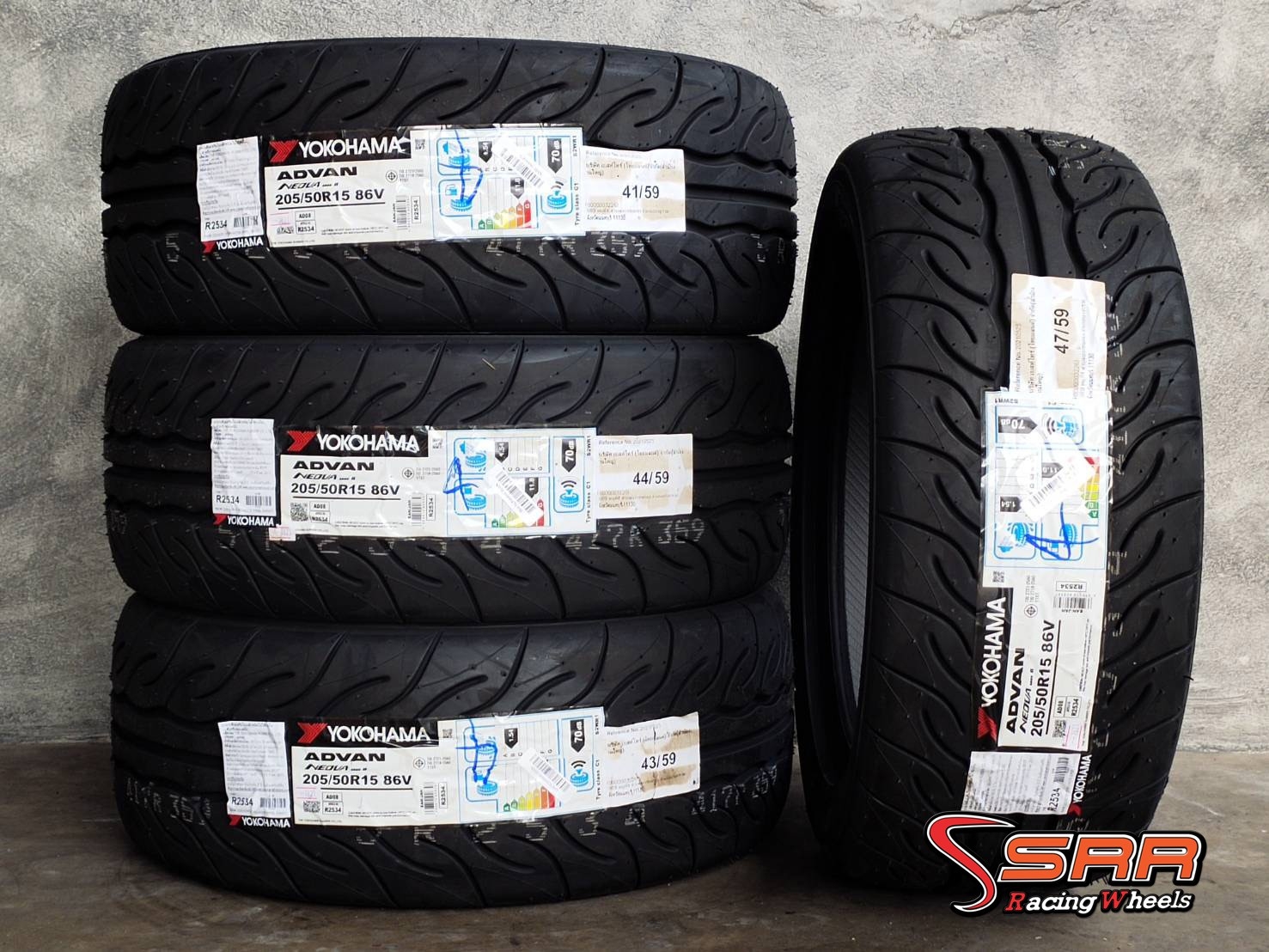 YOKOHAMA AD08R 205/50R15 ยางใหม่ปี2021 ราคาพิเศษ