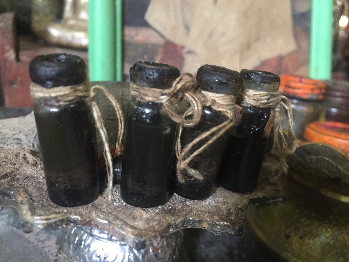 รวมเครื่องราง อาจารย์เปล่ง บุญยืน