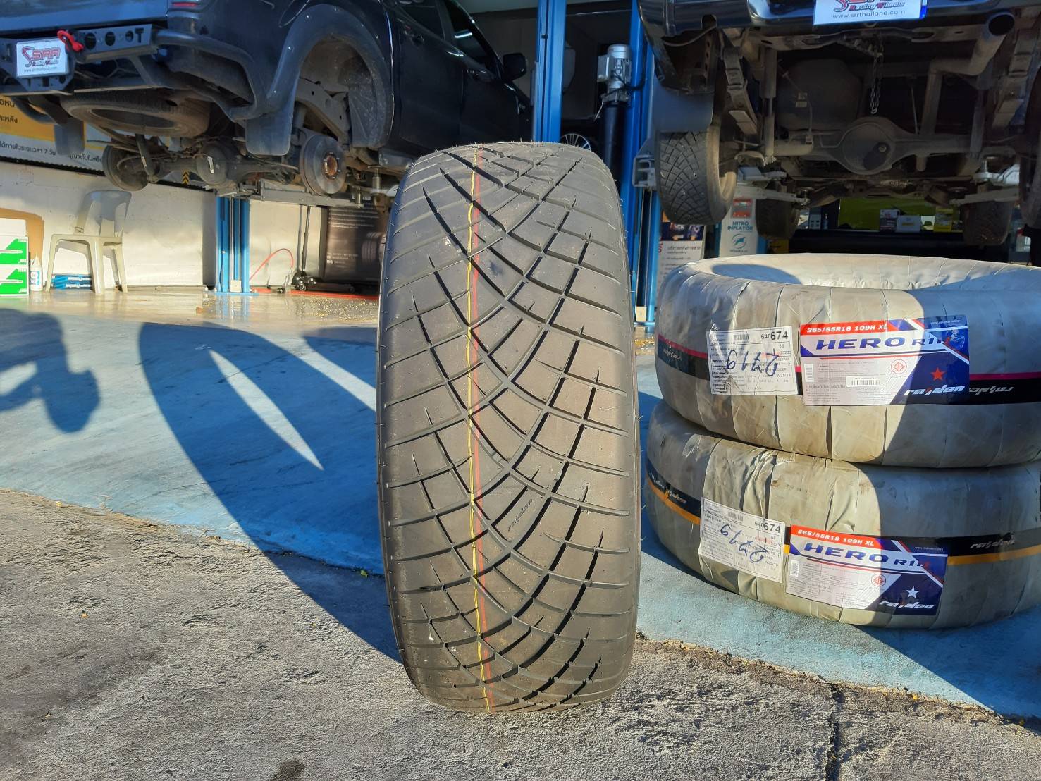 RAIDEN HERO R111 ยางขอบขาว 265/55R18 ยางปี19 ราคาพิเศษ