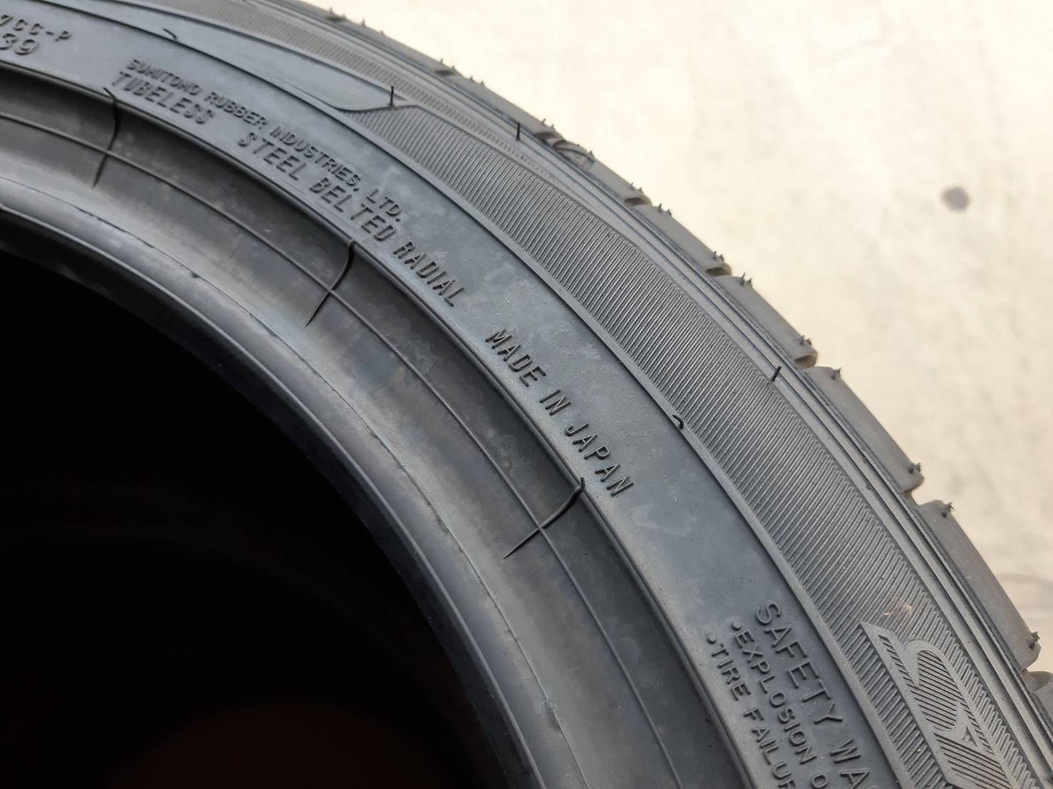 DUNLOP SP SPORT MAXX 050+ 245/45ZR17 ยางปี19 ลดราคาพิเศษ