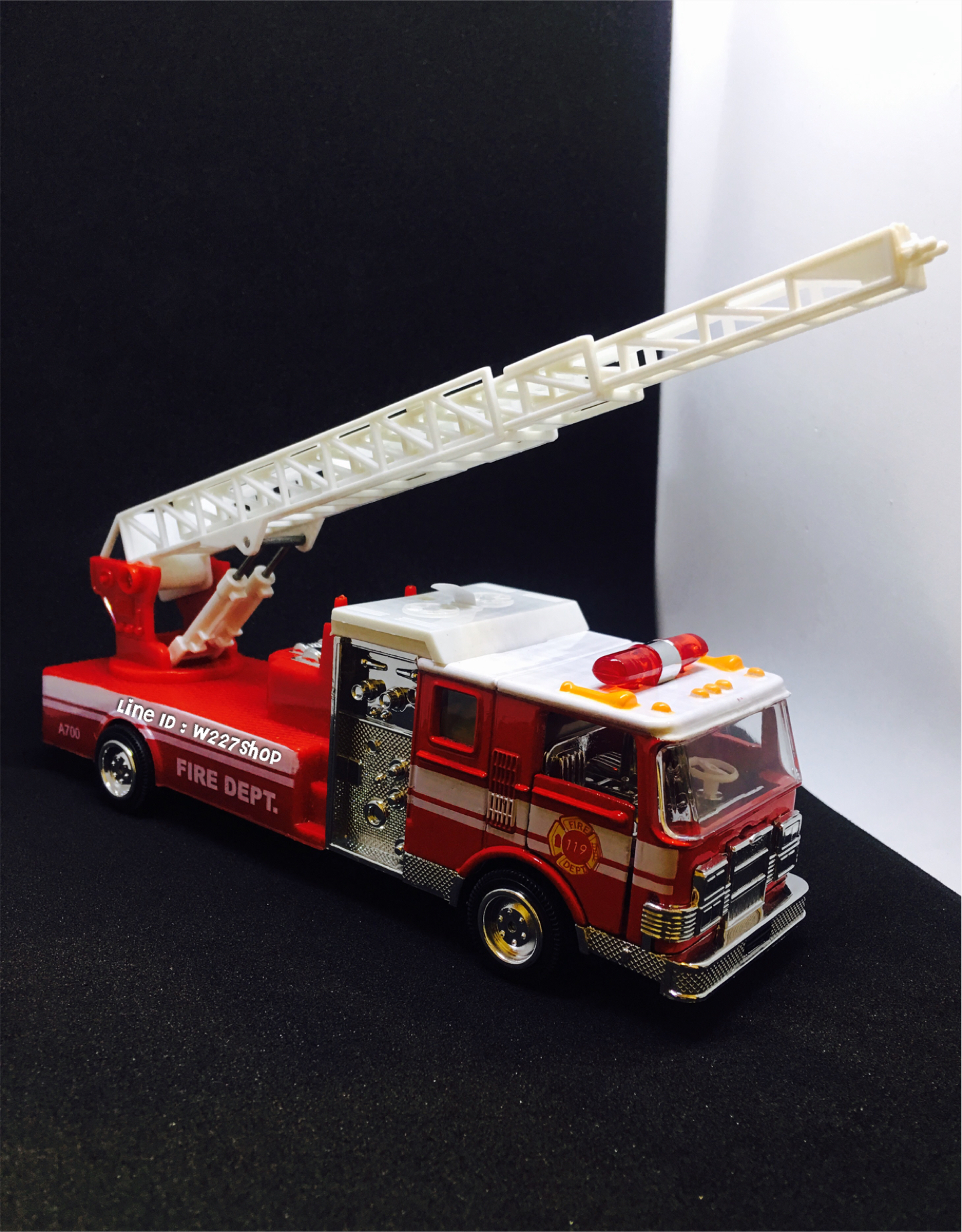 โมเดลรถเหล็ก รถดับเพลิง รถกู้ภัย มีเสียง มีไฟ (ปลีก-ส่ง)