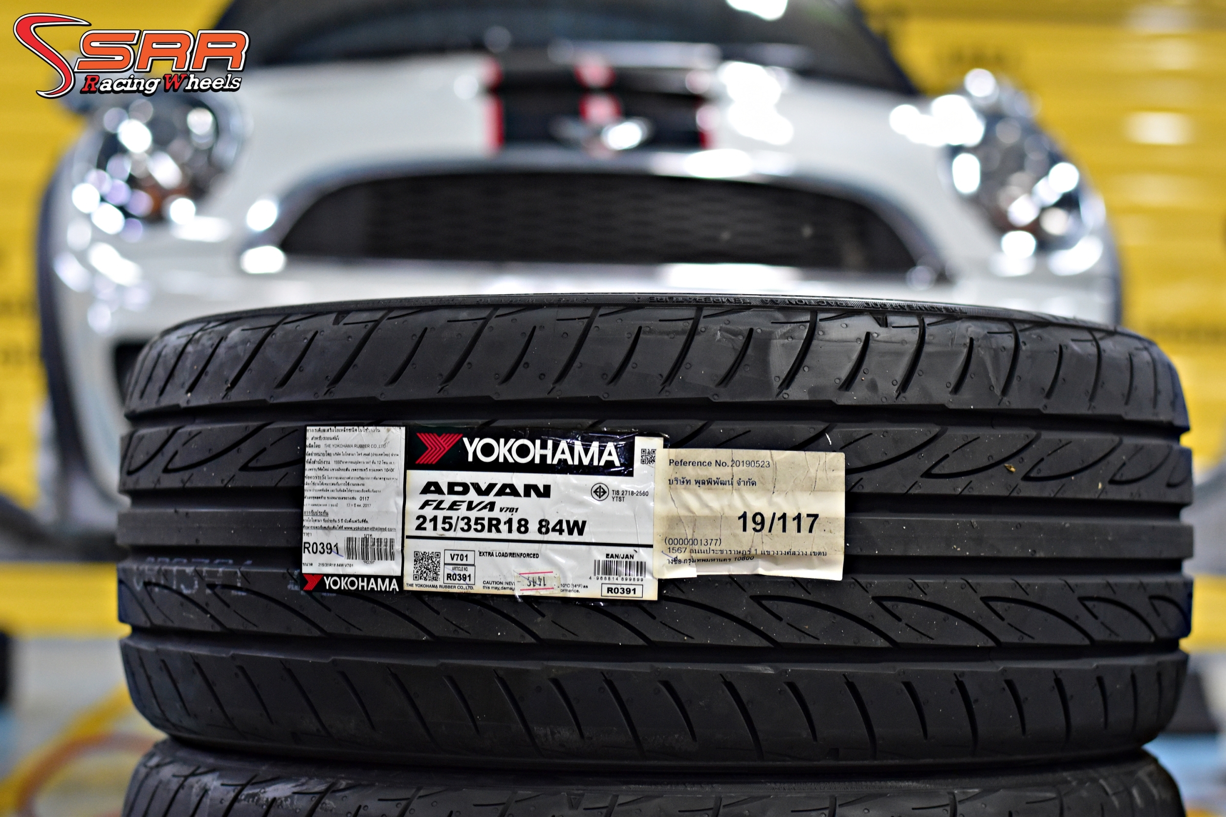 YOKOHAMA ADVAN FLEVA V701 215/35R18 ยางญี่ปุ่น ปี19 ราคาพิเศษ