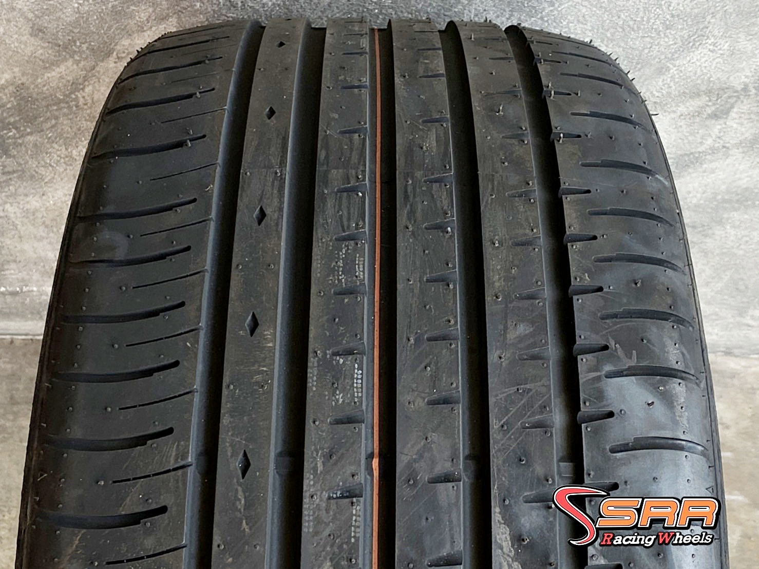 ACCELERA PHI-2 275/35ZR19 ยางเข้าใหม่ปี20 ราคาพิเศษ