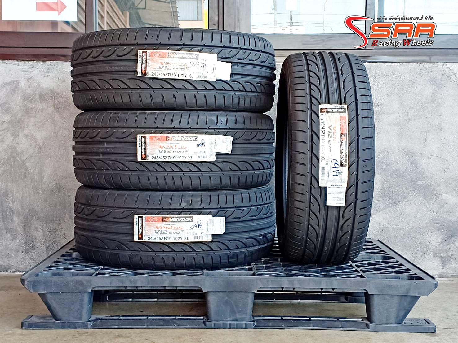 HANKOOK VENTUS V12 EVO2 245/45ZR19 ยางเกาหลี ลดราคาพิเศษ
