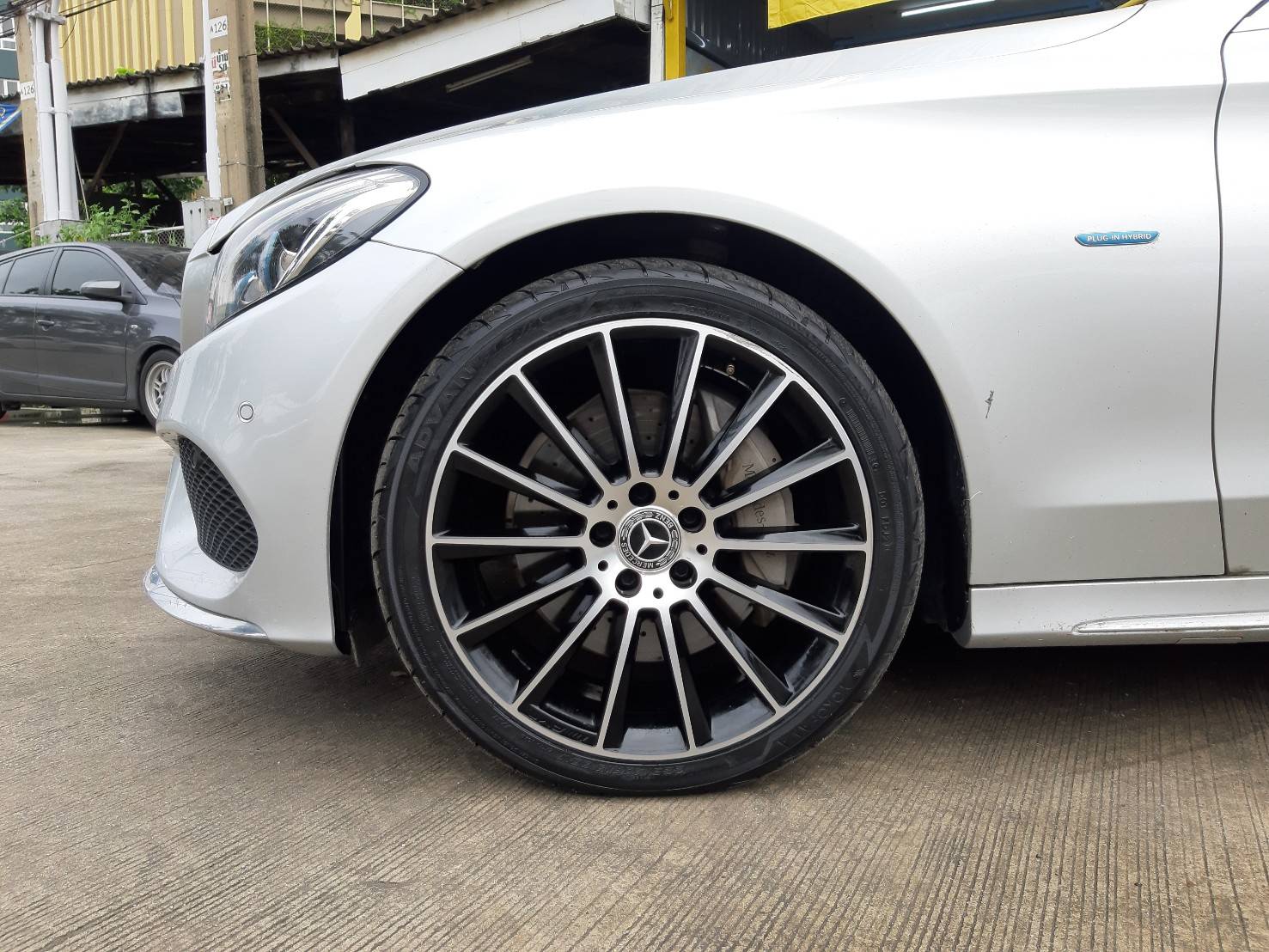 YOKOHAMA ADVAN FLEVA V701 255/35R19 ยางญี่ปุ่น ราคาพิเศษ