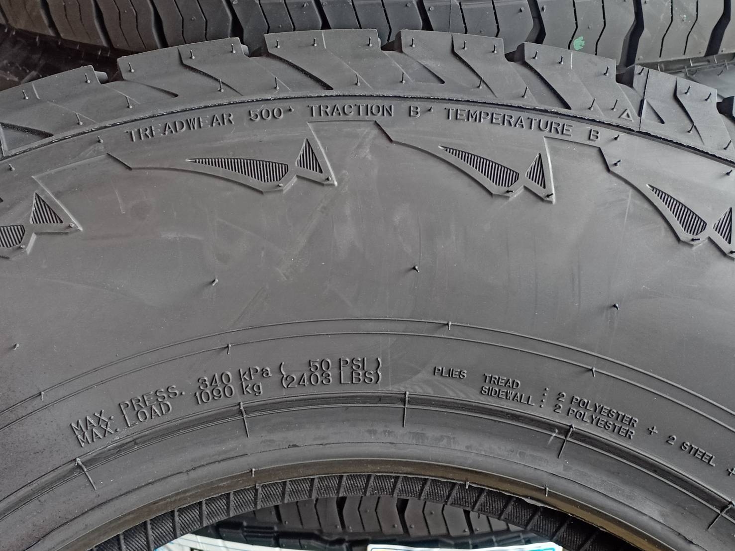 DUNLOP GRANDTREK AT5 245/70R16 ยางเข้าใหม่ ปี2020 ราคาพิเศษ