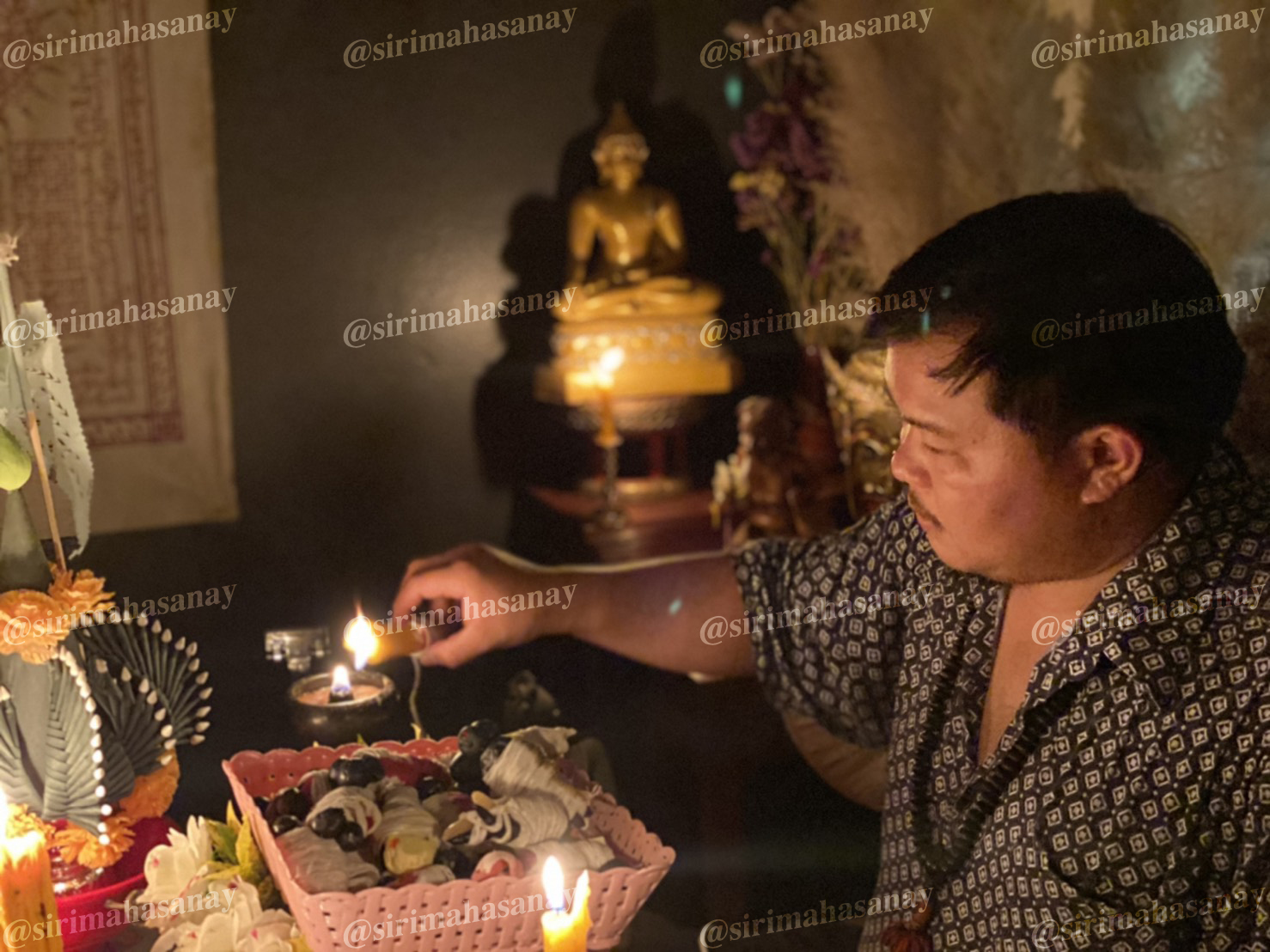 พิธีปันฮักปันหลง อาจารย์เสก สำนักสักยันต์ป๋ารมีเศรษฐีเรือนคำ