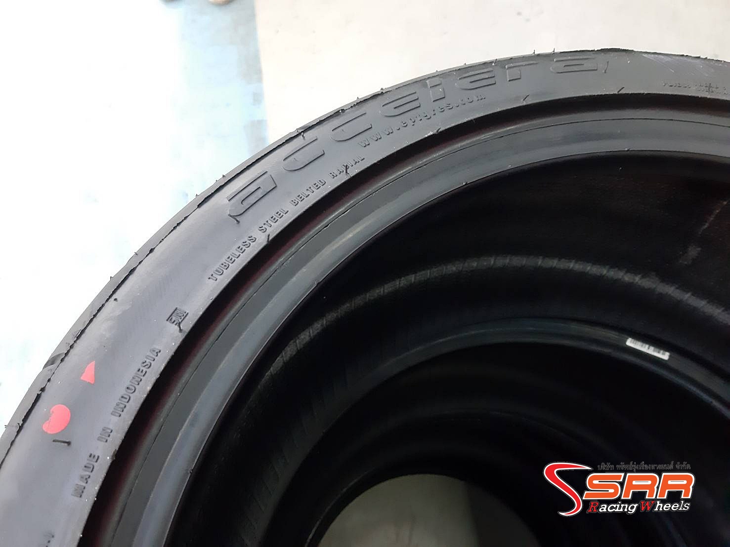 ACCELERA 651 SPORT 235/40R18 ราคาพิเศษ เส้นละ 2,750 บาท