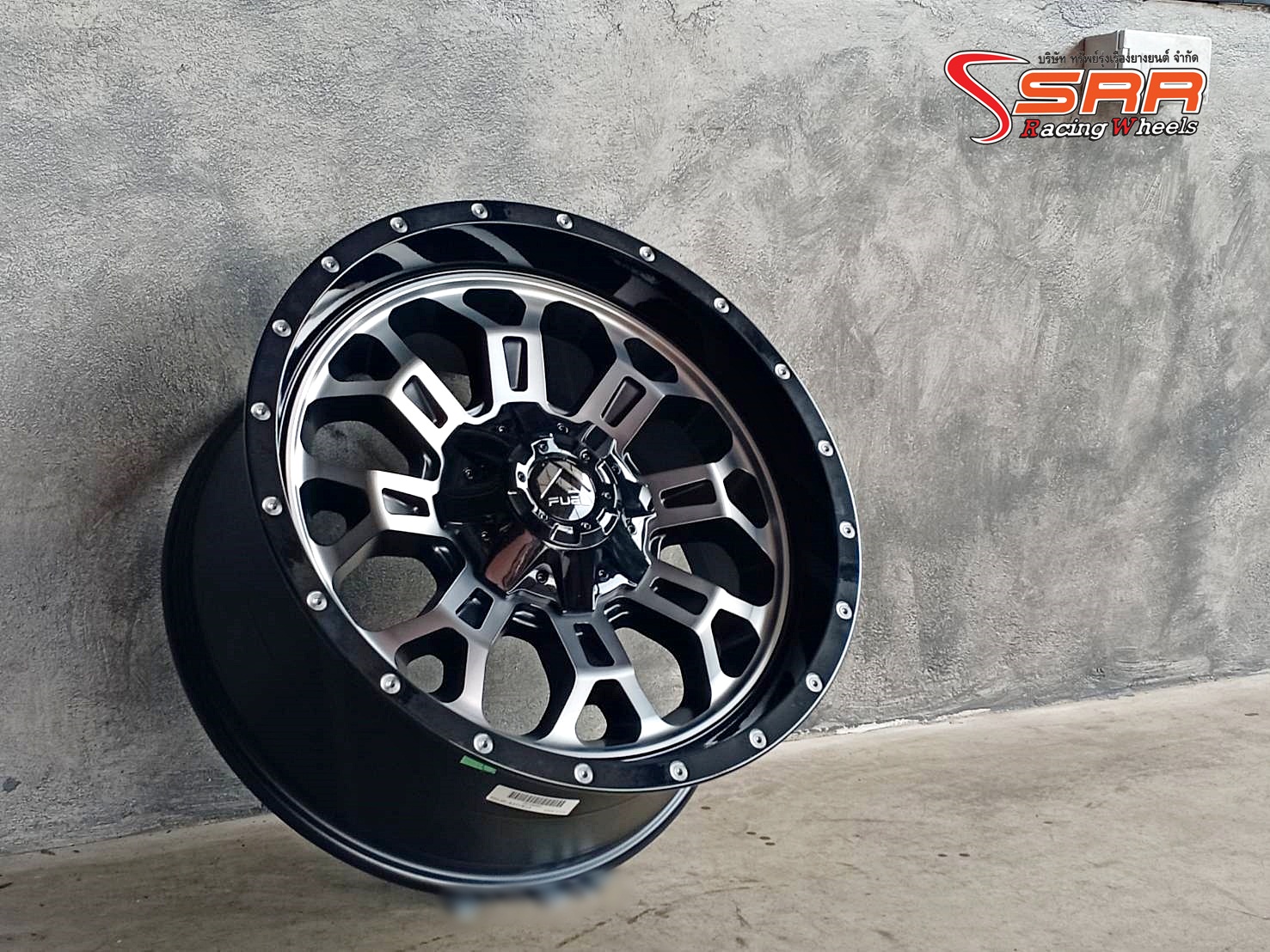 FUEL CRUSH D561 KMC ขอบ20x9 ET20 TWO-TONE/DDT