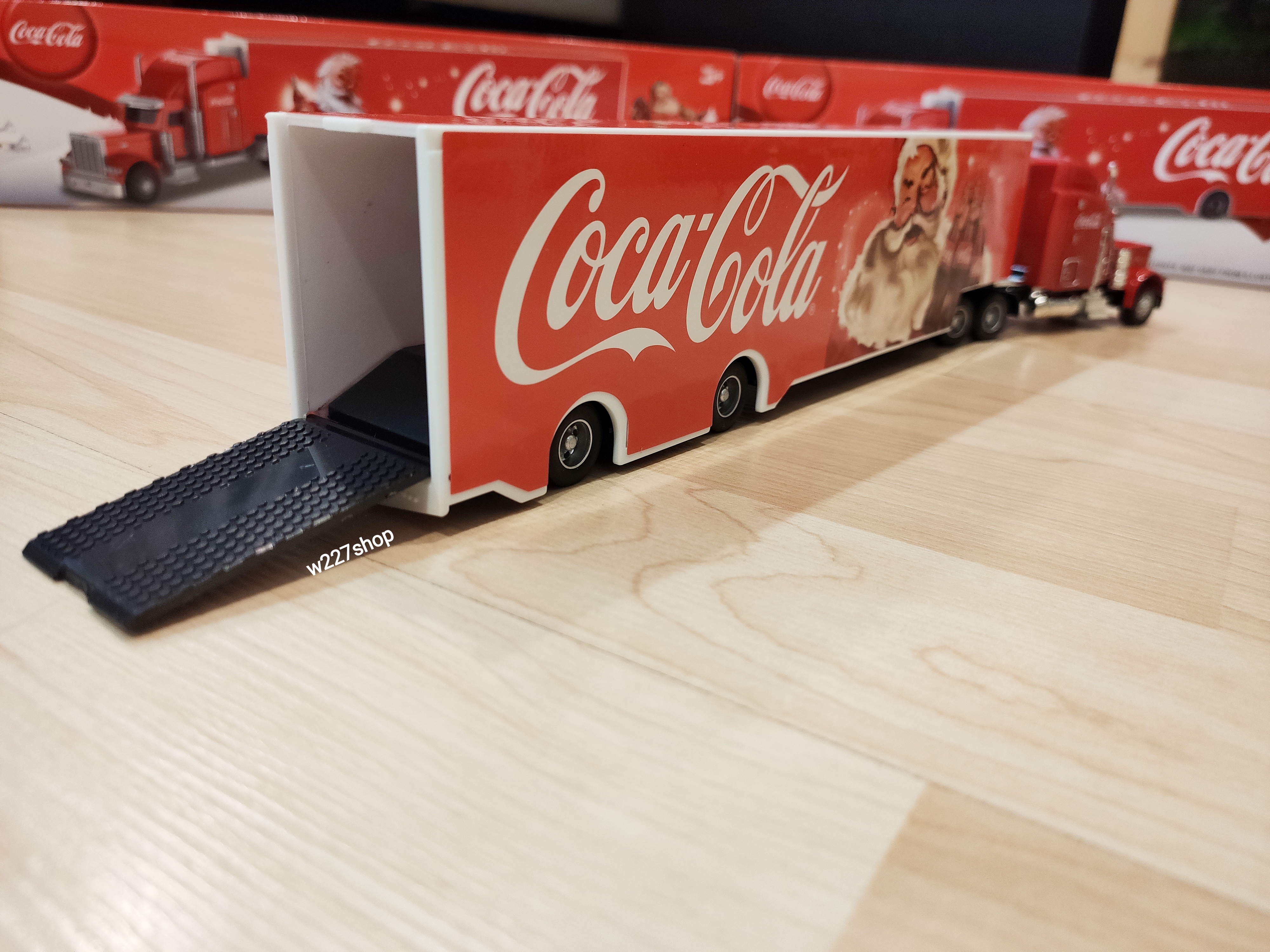 โมเดลรถโค๊ก รถคอนเทนเนอร์ (ปลีก-ส่ง)